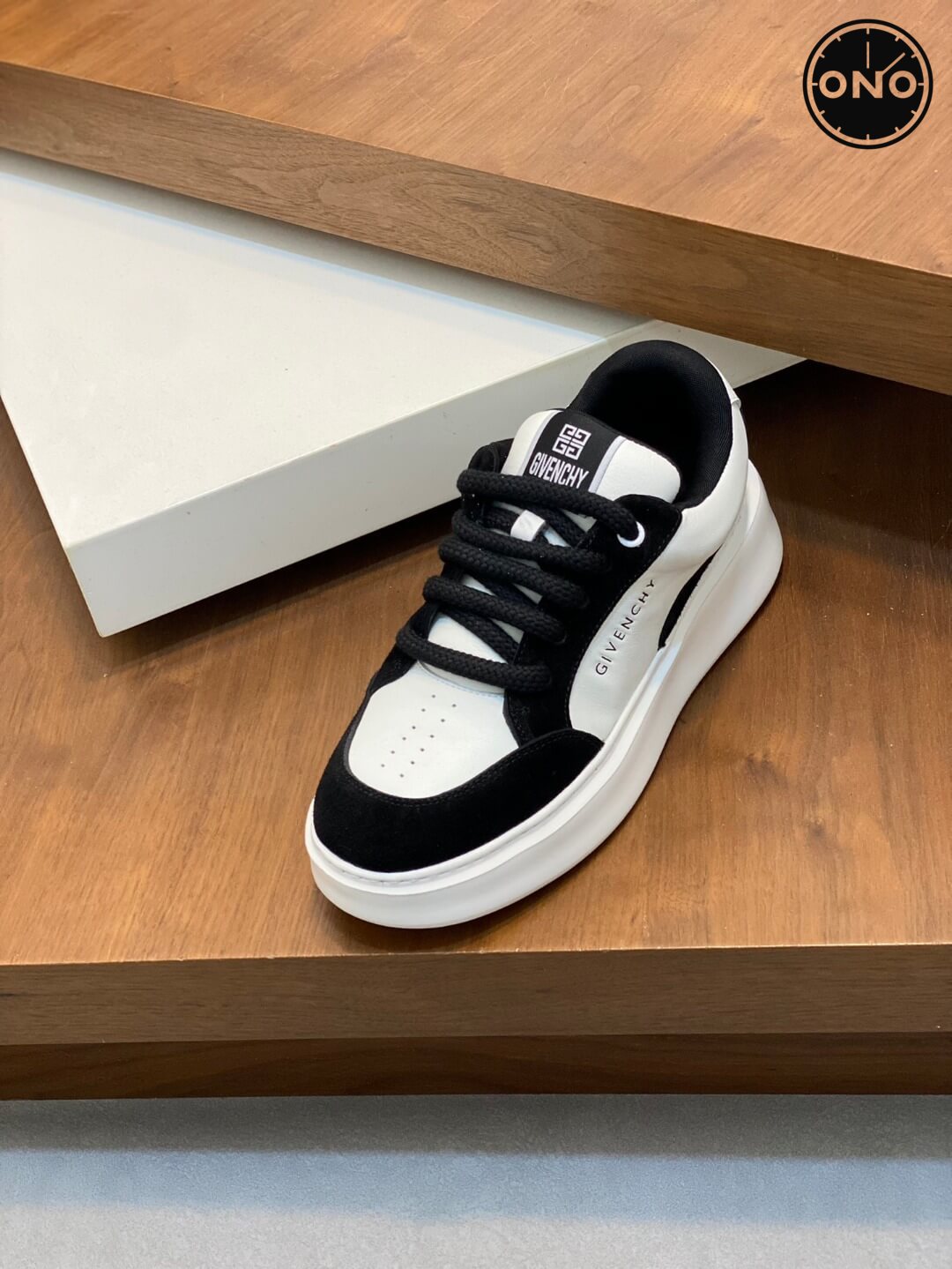 Givenchy_19_7.jpg