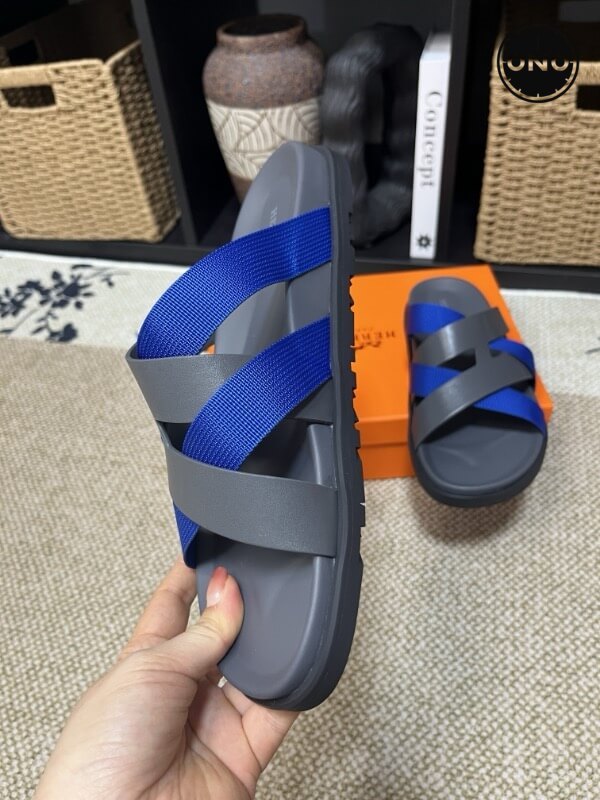 Hermes-Slippers_11_5.jpg