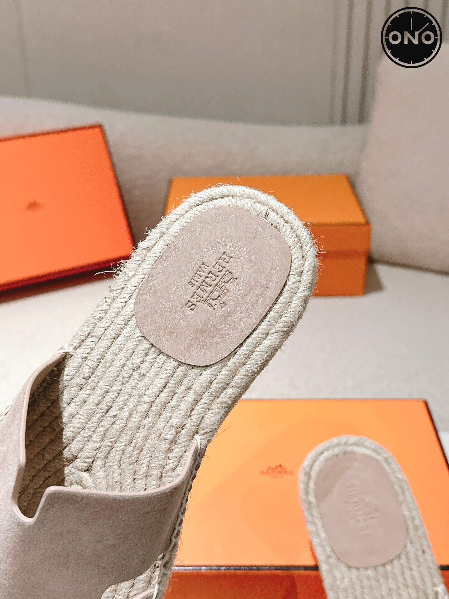 Hermes-Slippers_42_6.jpg