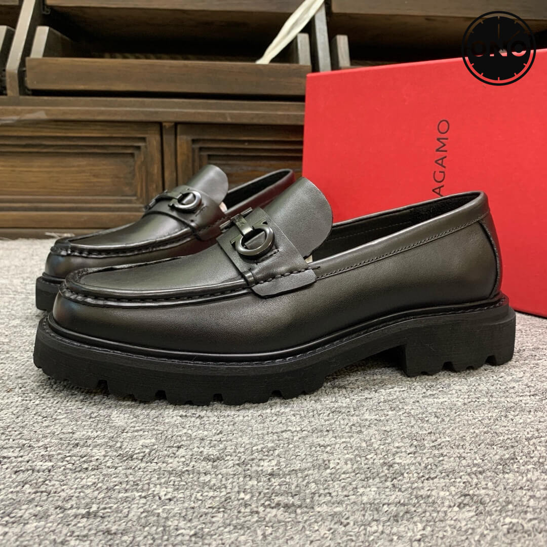 Ferragamo_12_6.jpg