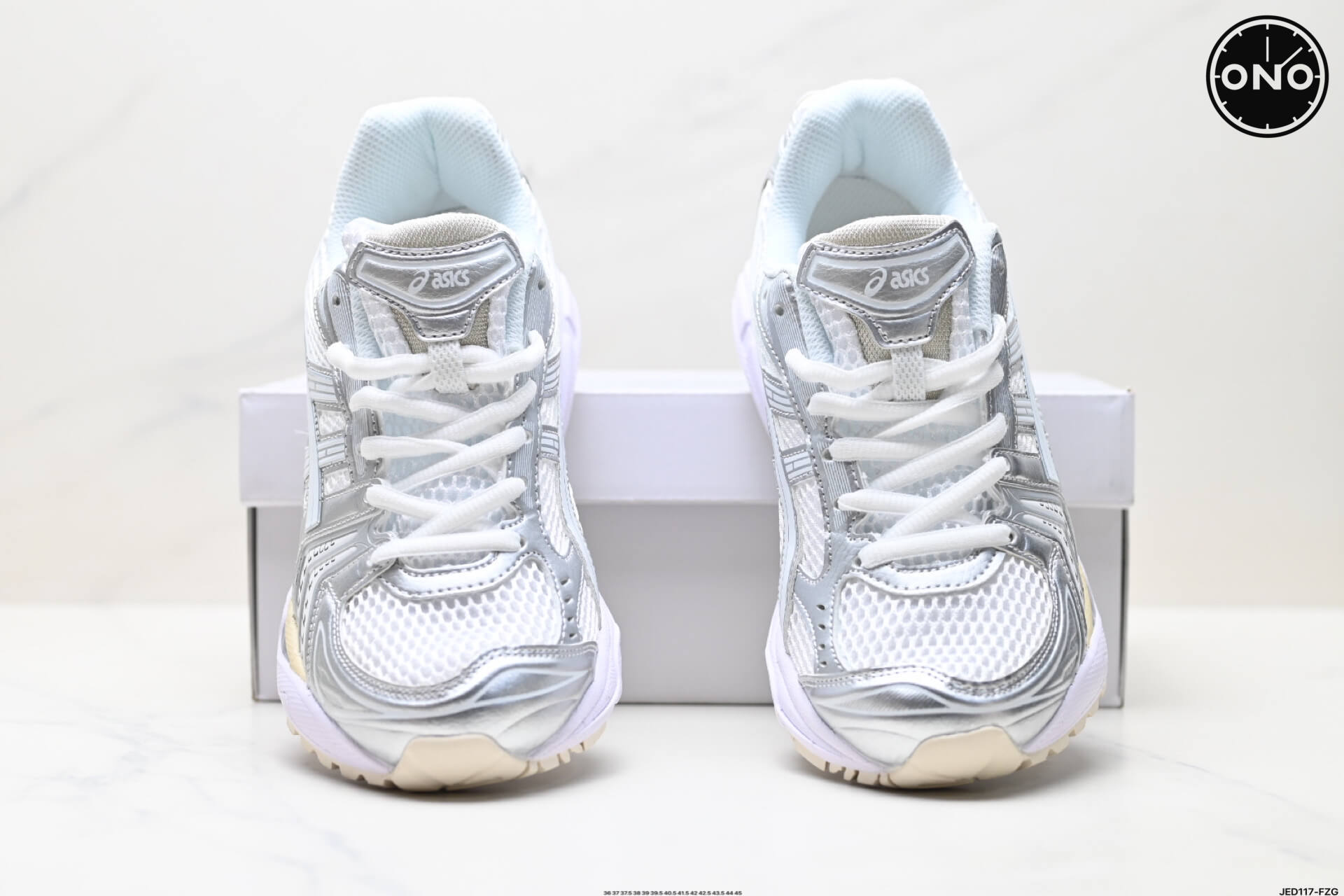 Asics_35_7.jpg