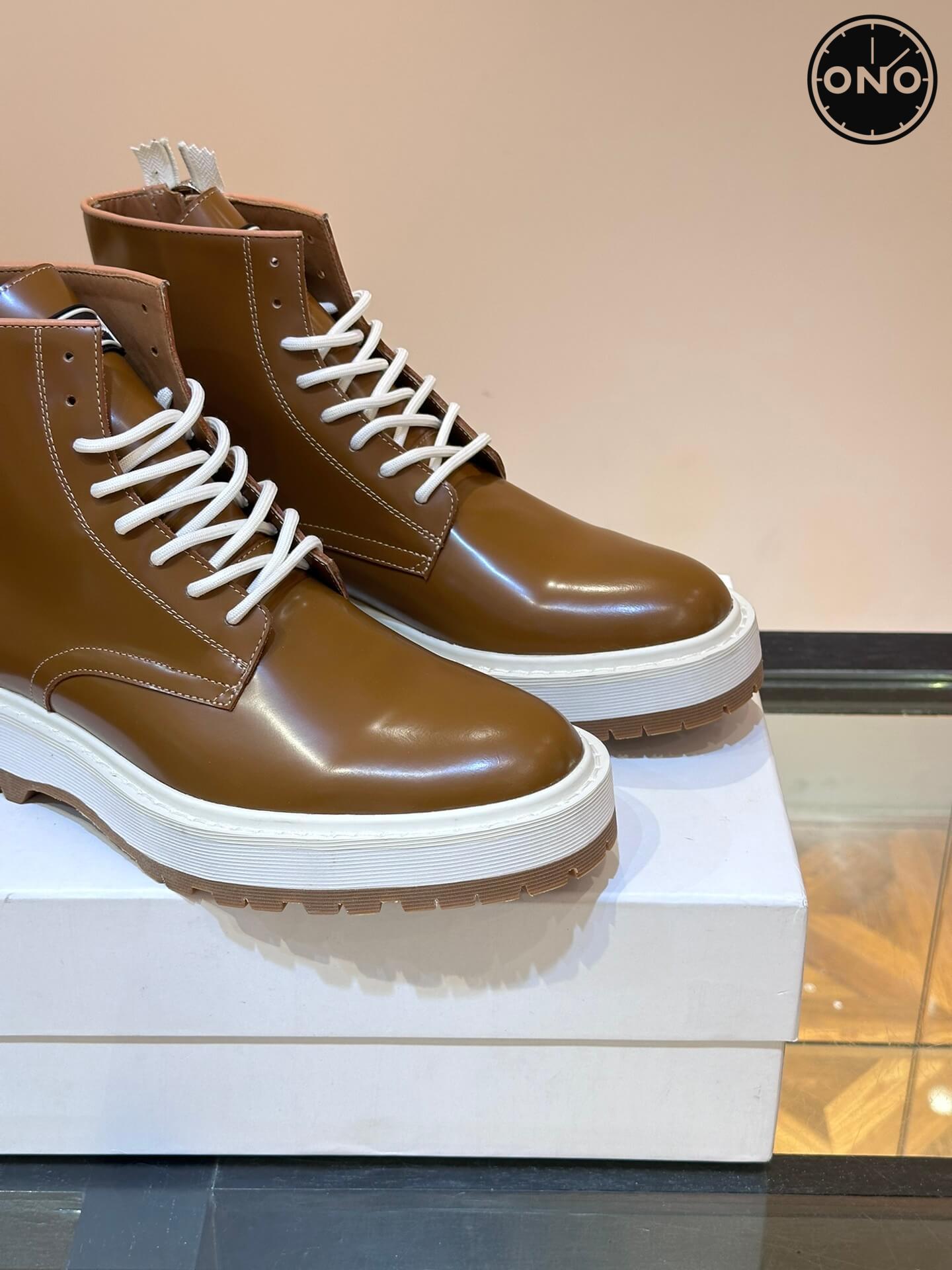 Givenchy_77_8.jpg