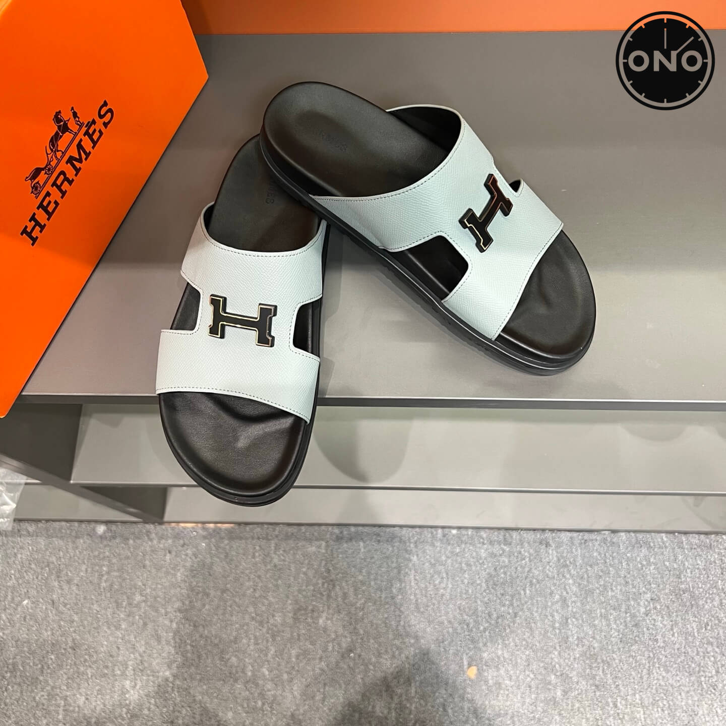 Hermes-Slippers_64_4.jpg