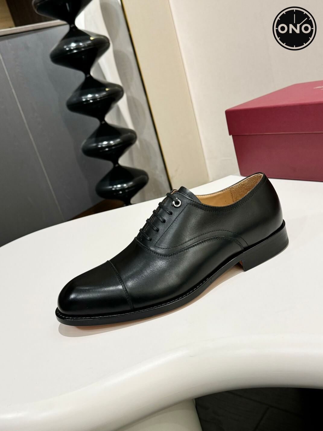 Ferragamo_25_8.jpg