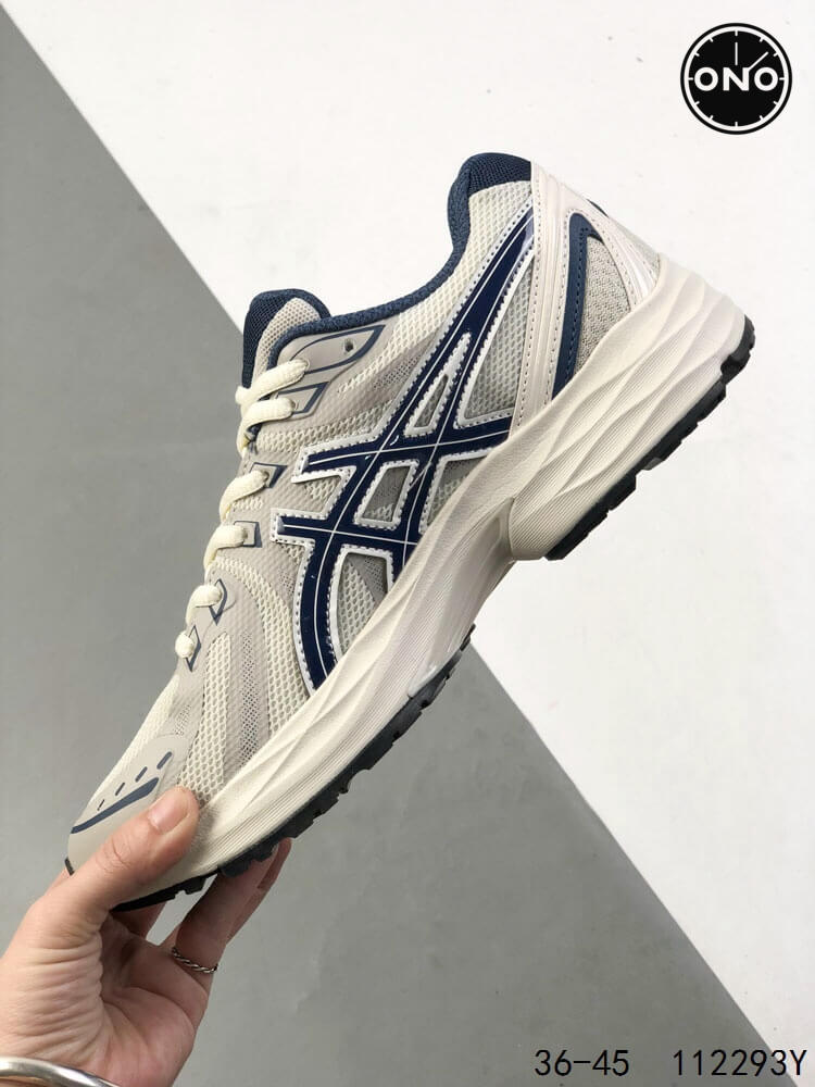 Asics_22_6.jpg