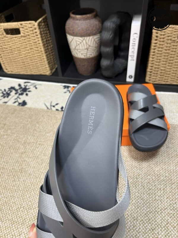Hermes-Slippers_13_6.jpg