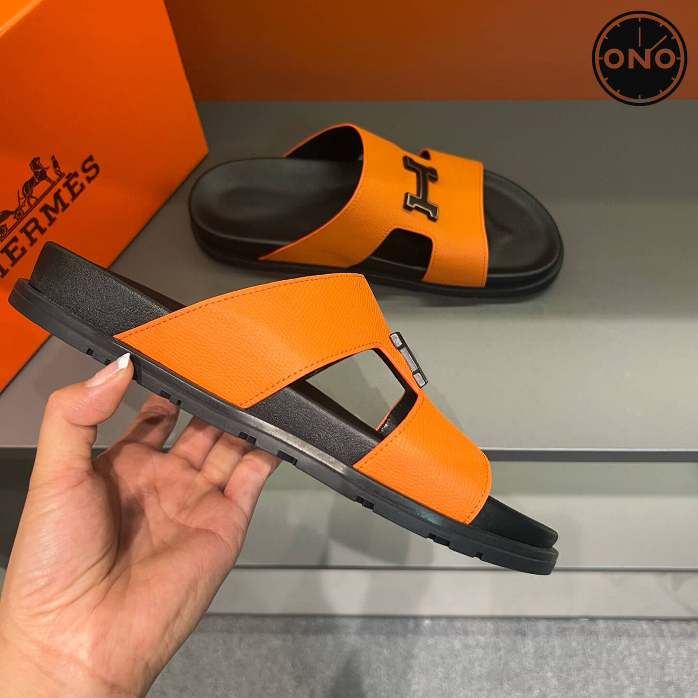 Hermes-Slippers_65_7.jpg