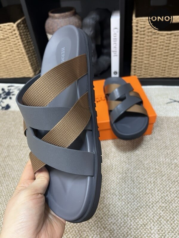 Hermes-Slippers_15_6.jpg
