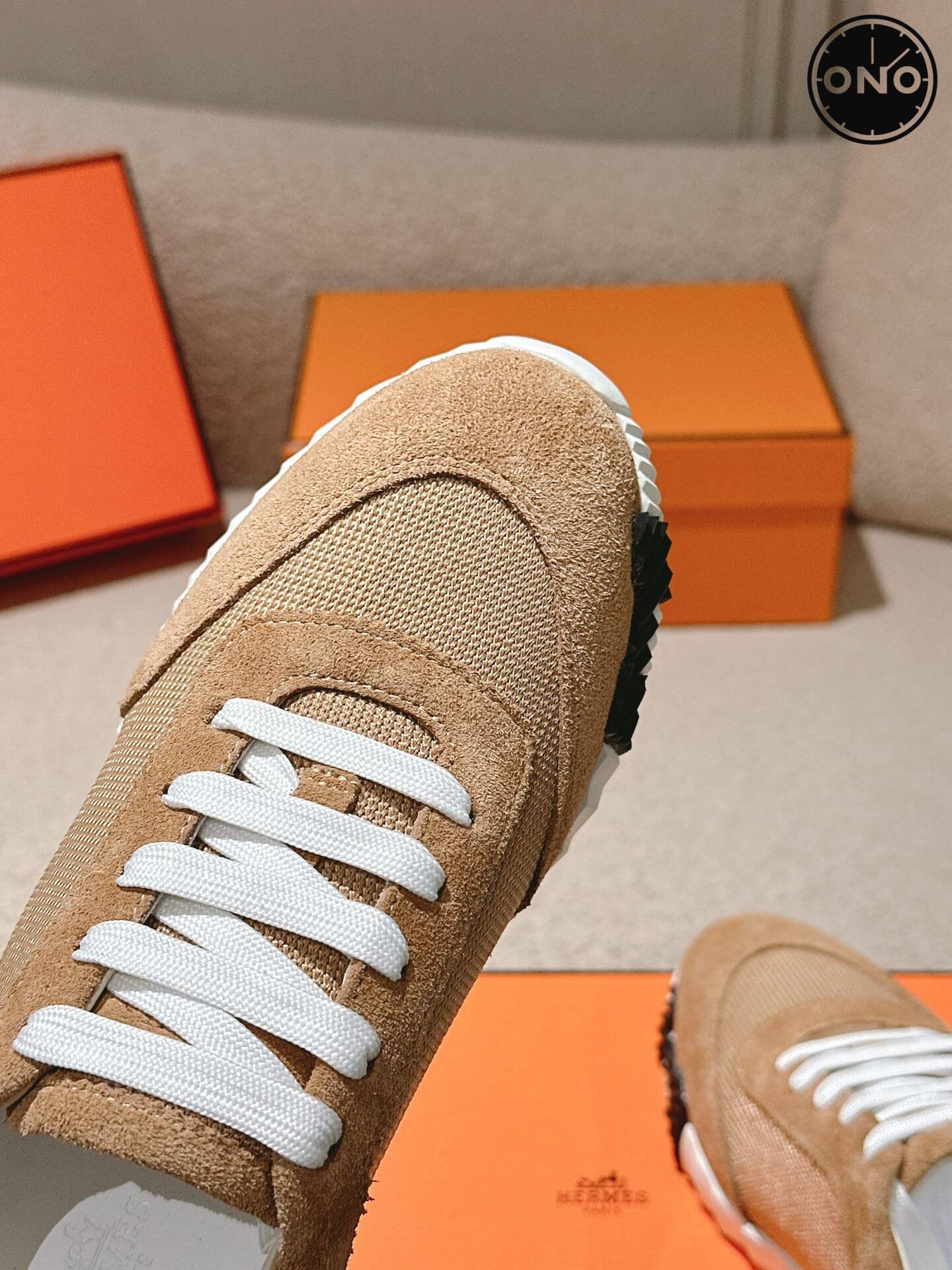 Hermes_60_7.jpg