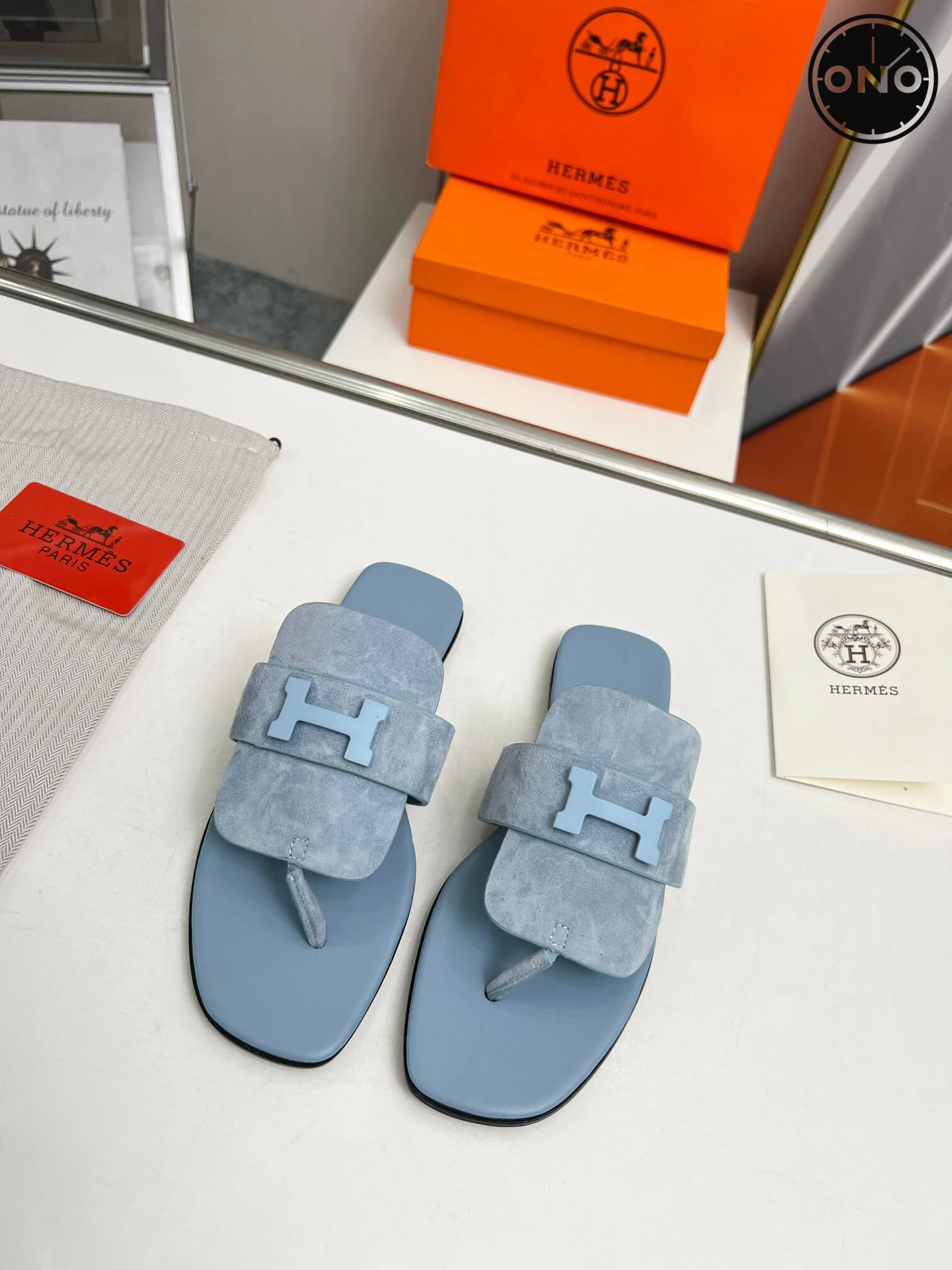 Hermes_32_3.jpg
