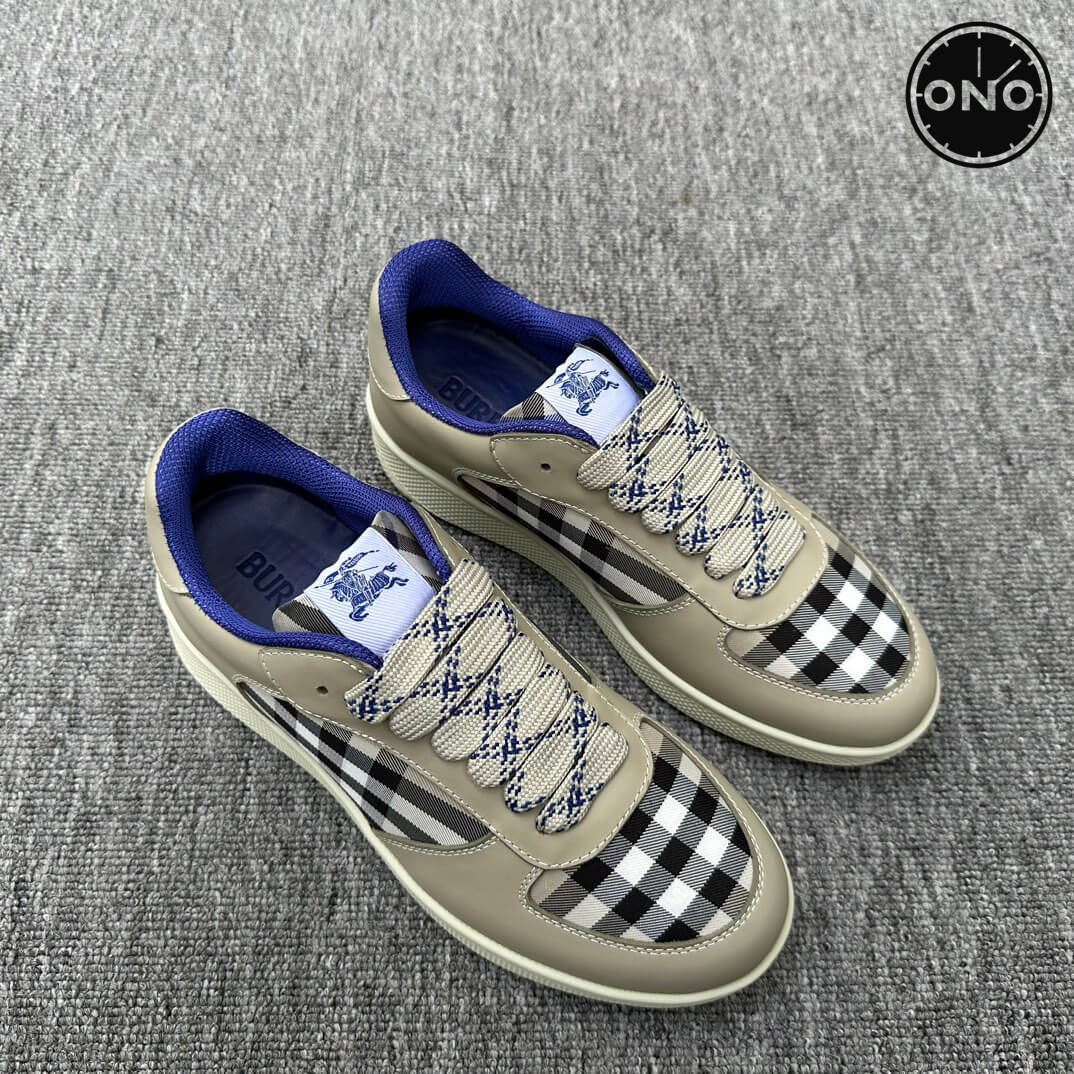Burberry_3_9.jpg