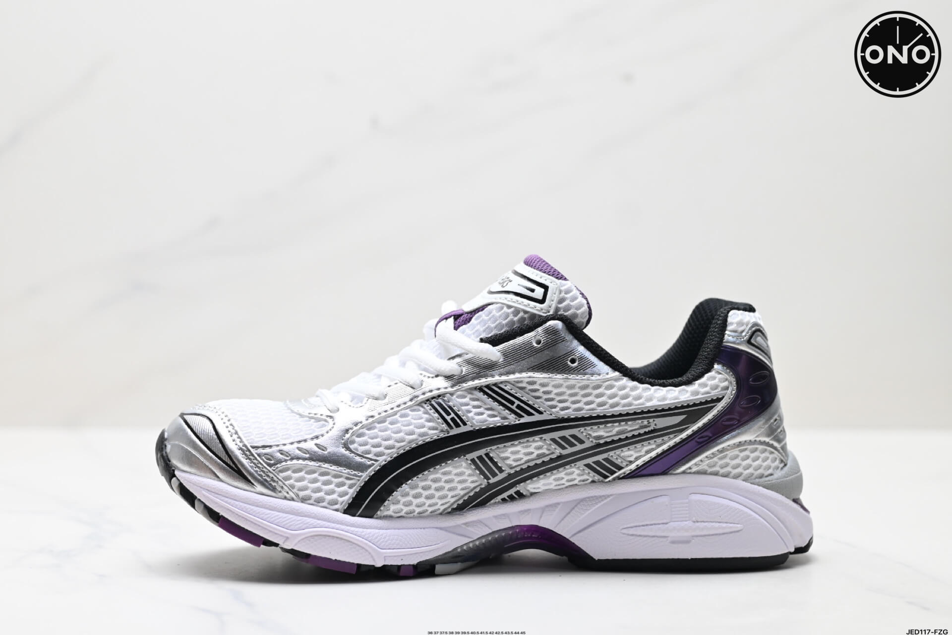 Asics_41_3.jpg