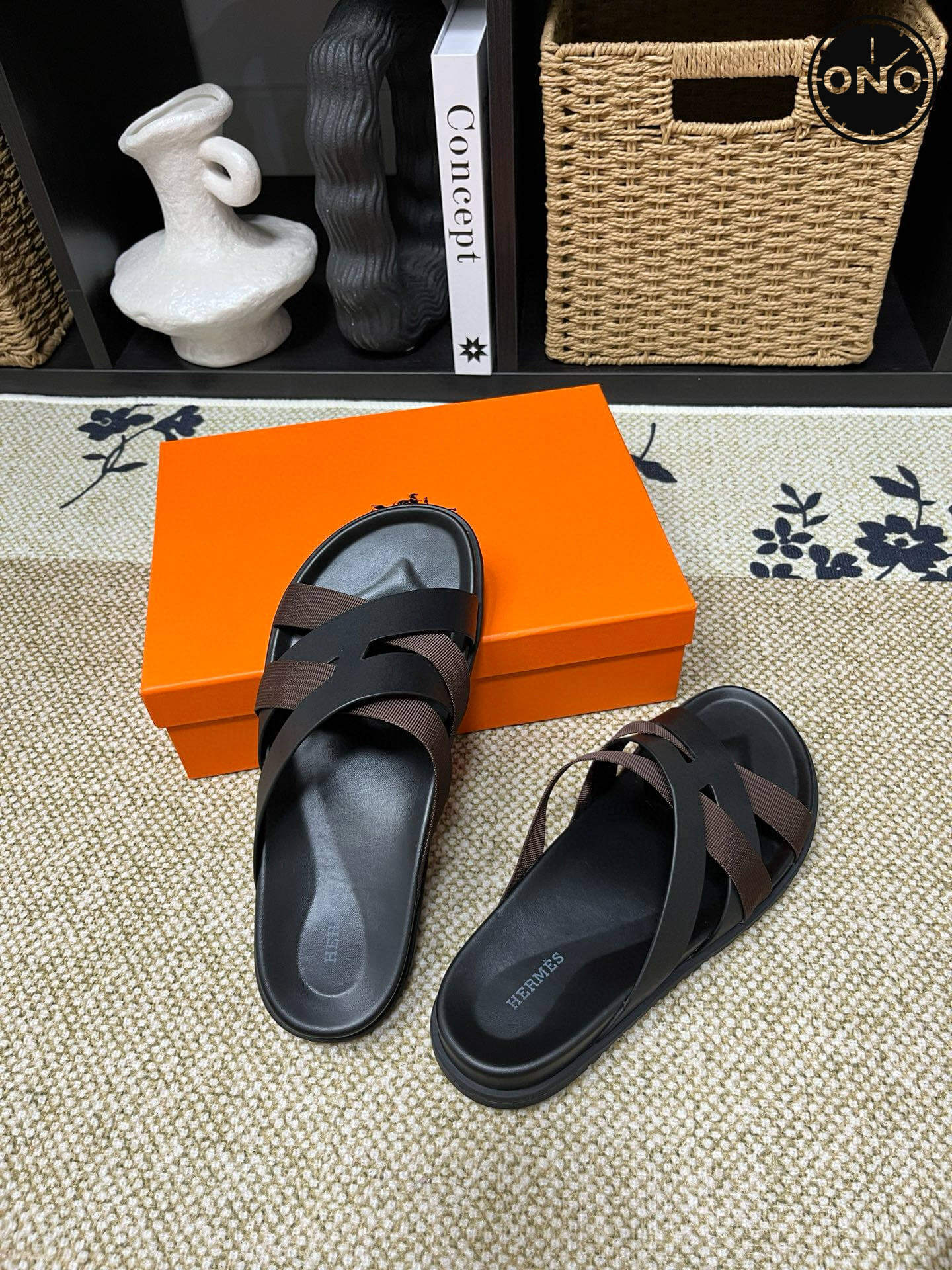 Hermes-Slippers_20_3.jpg