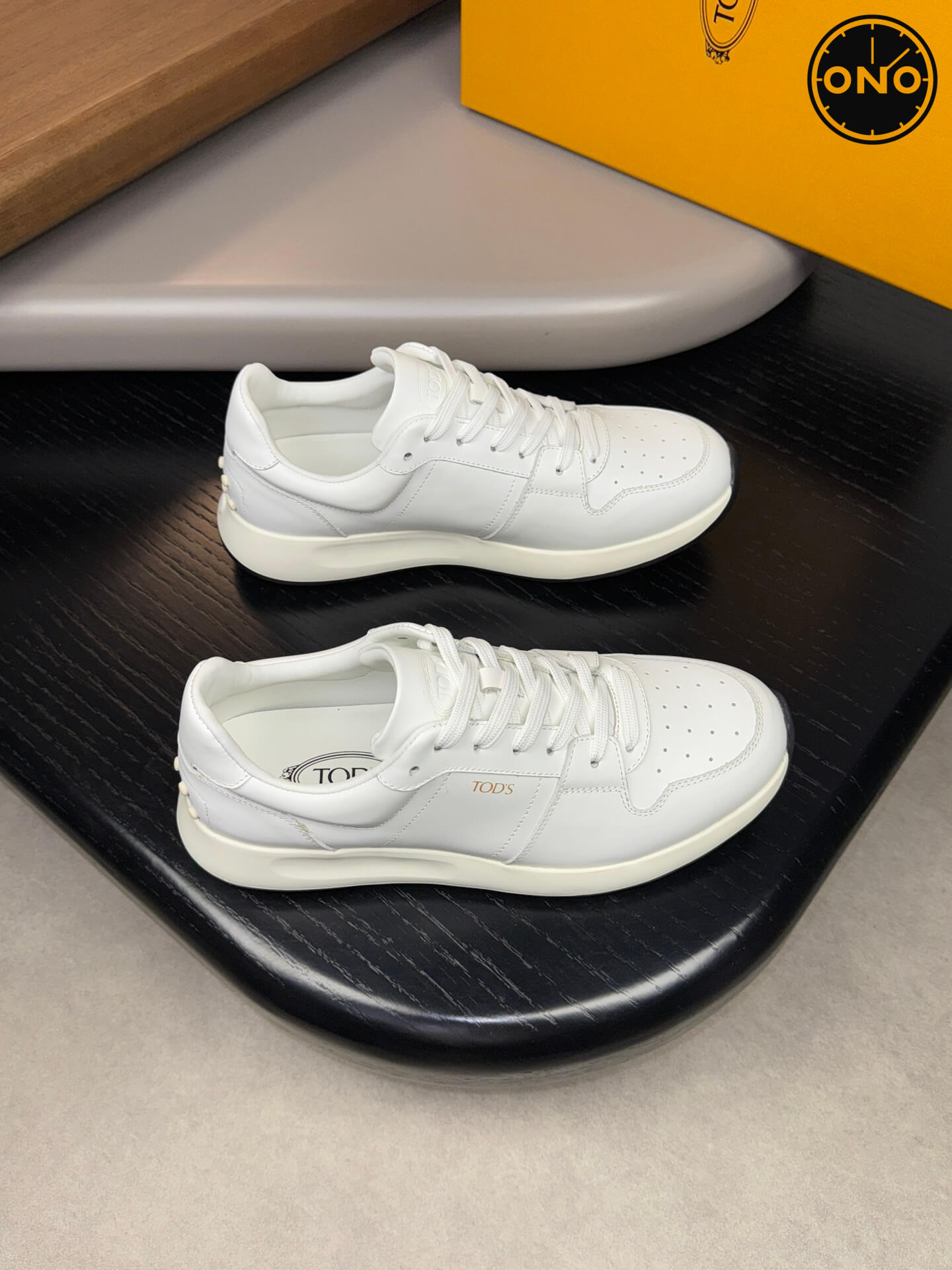 Givenchy_6_9.jpg