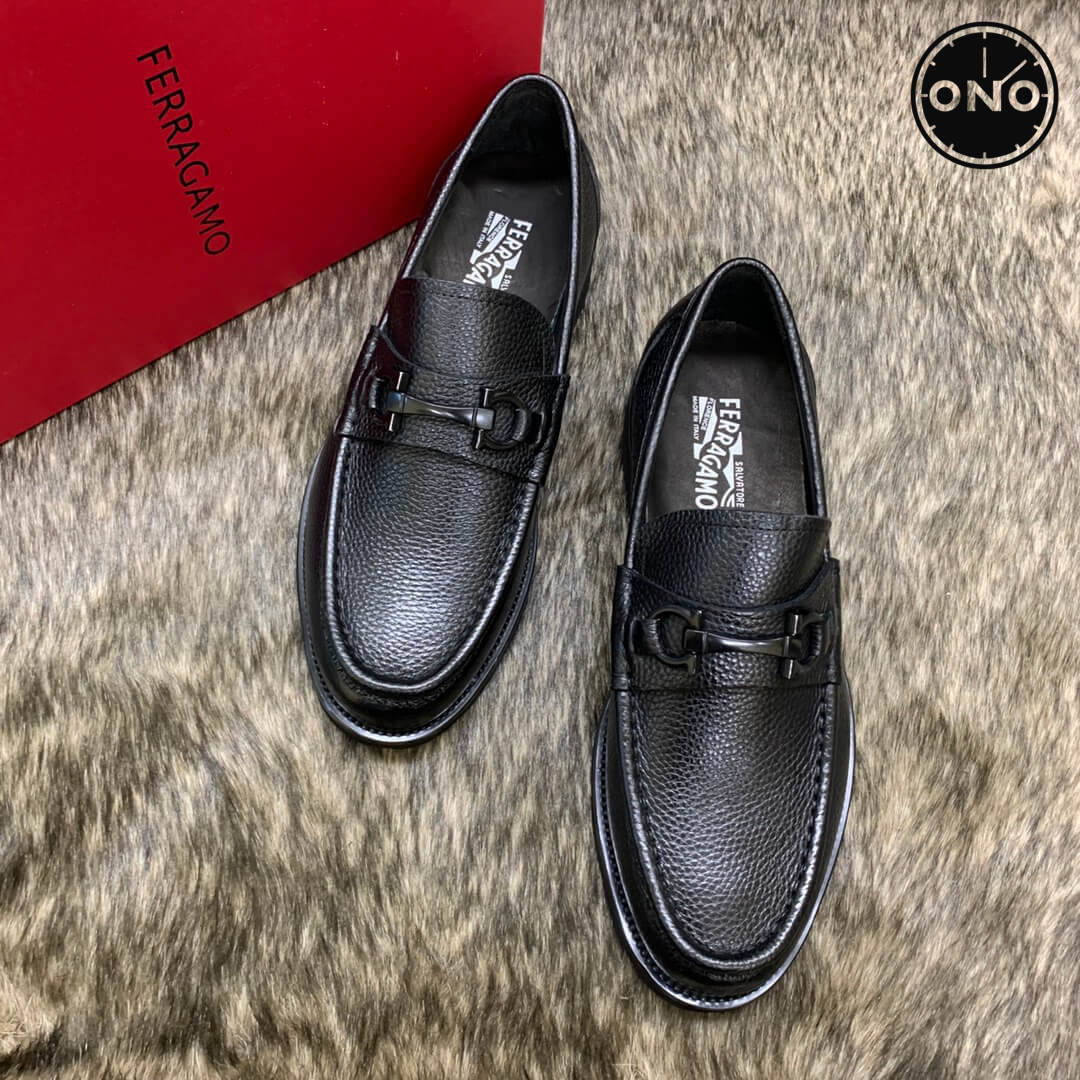 Ferragamo_73_2.jpg