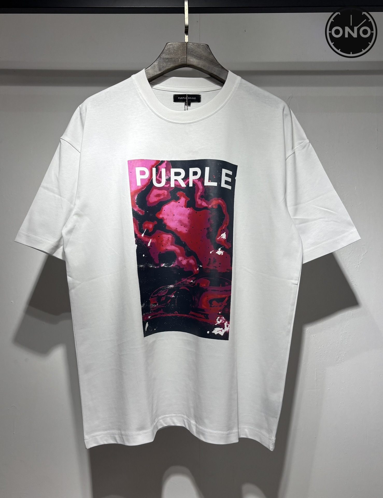 Amiri-Short-Sleeves_21_5.jpg