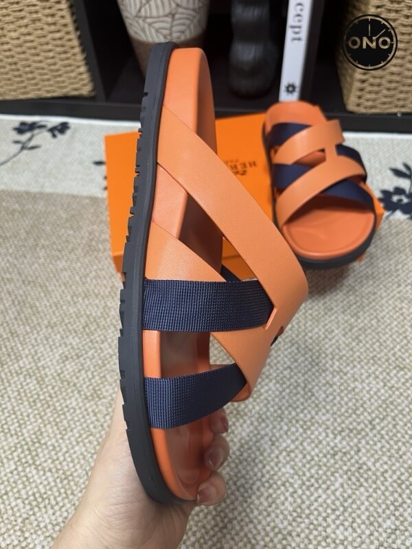 Hermes-Slippers_7_6.jpg