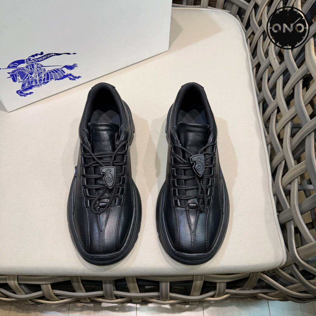 Burberry_15_6.jpg