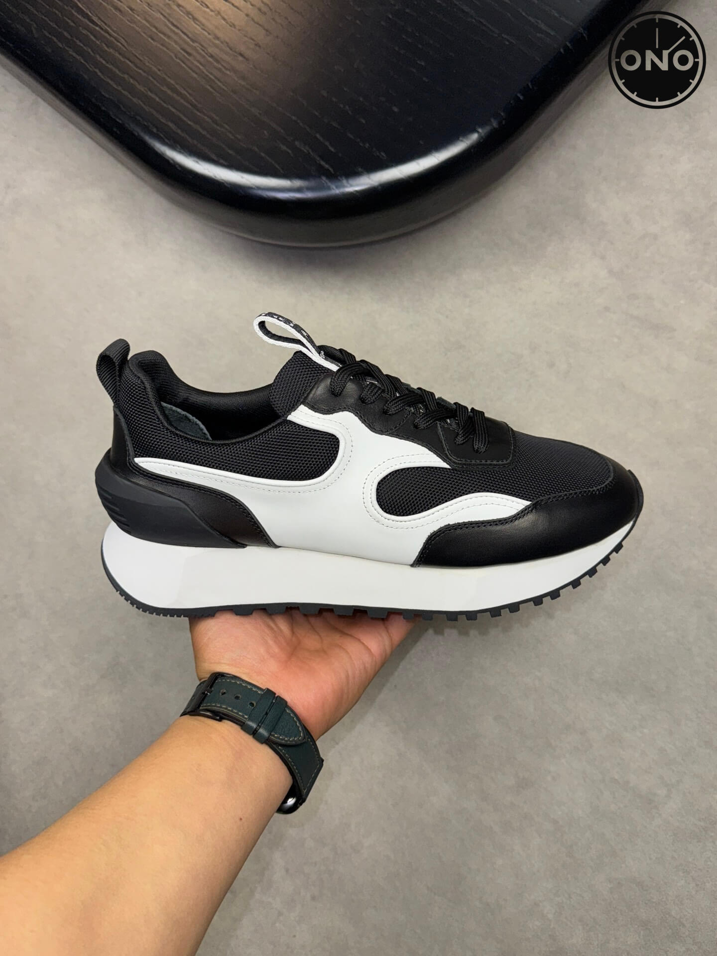 Givenchy_33_4.jpg