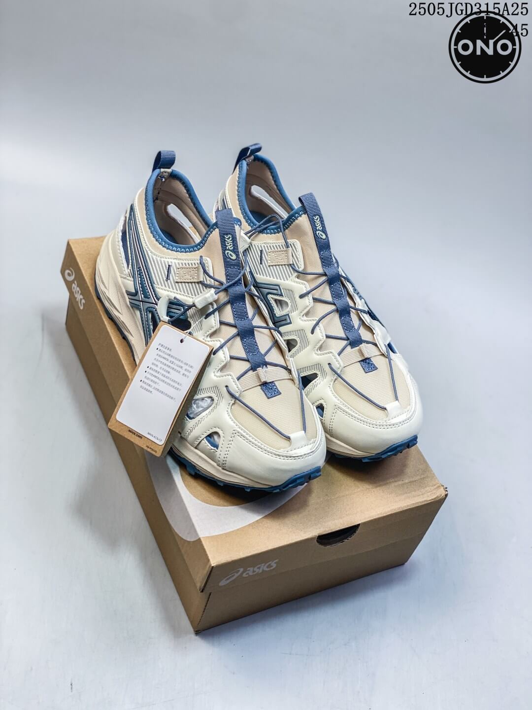 Asics_72_5.jpg