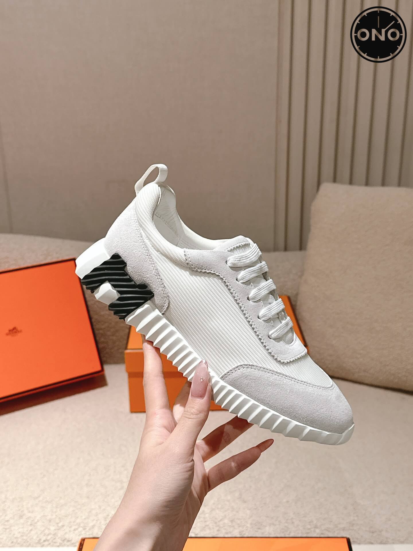 Hermes_63_5.jpg