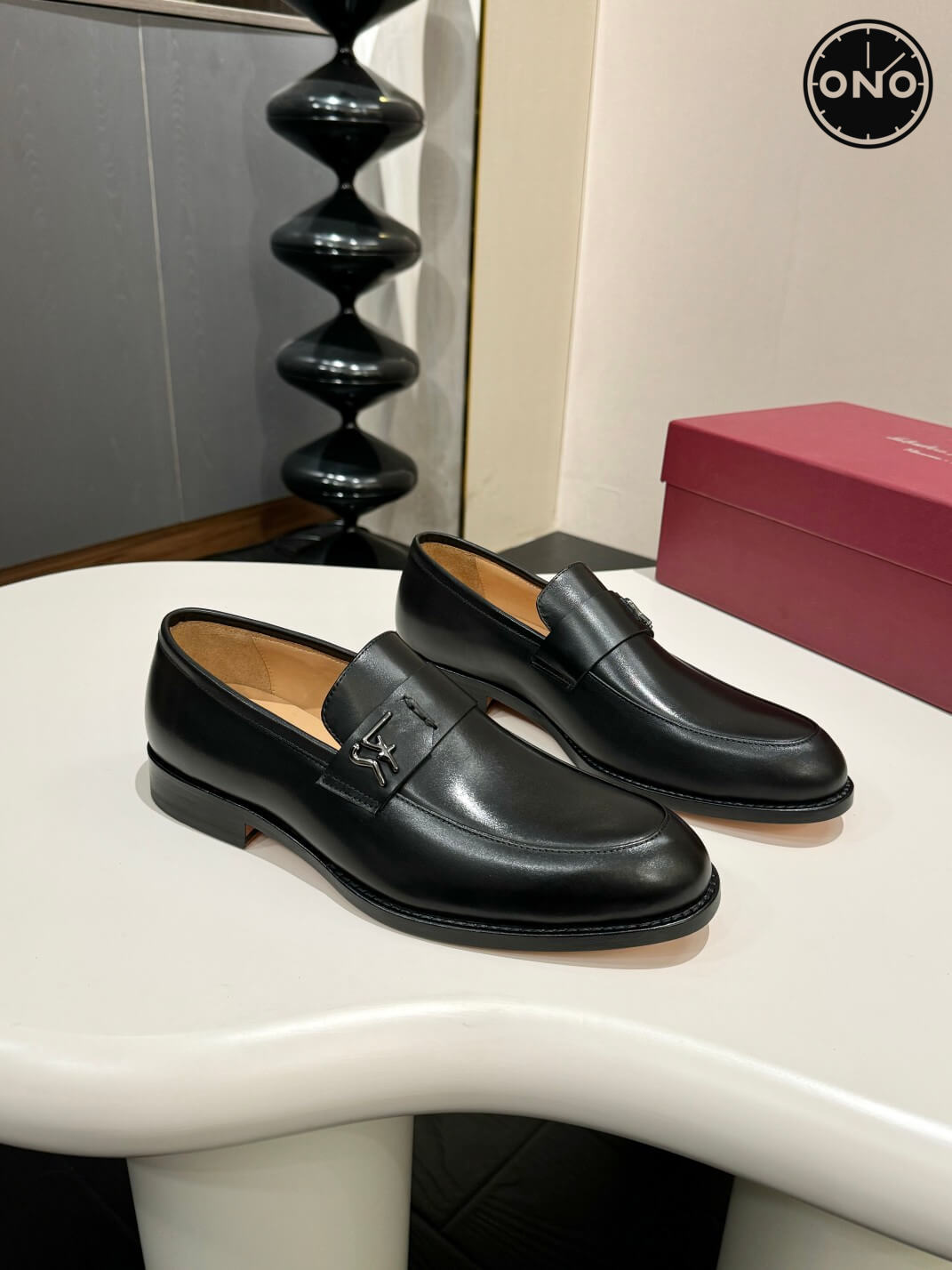 Ferragamo_25_6.jpg