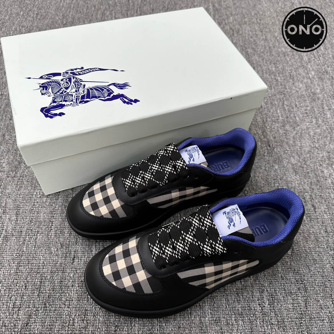 Burberry_3_5.jpg