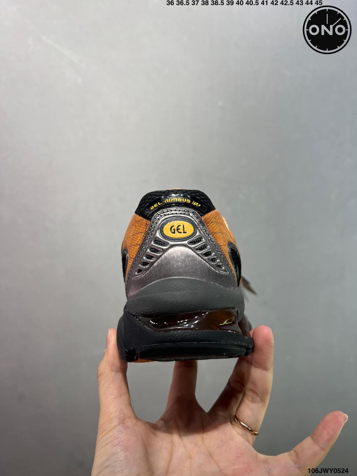 Asics_73_4.jpg