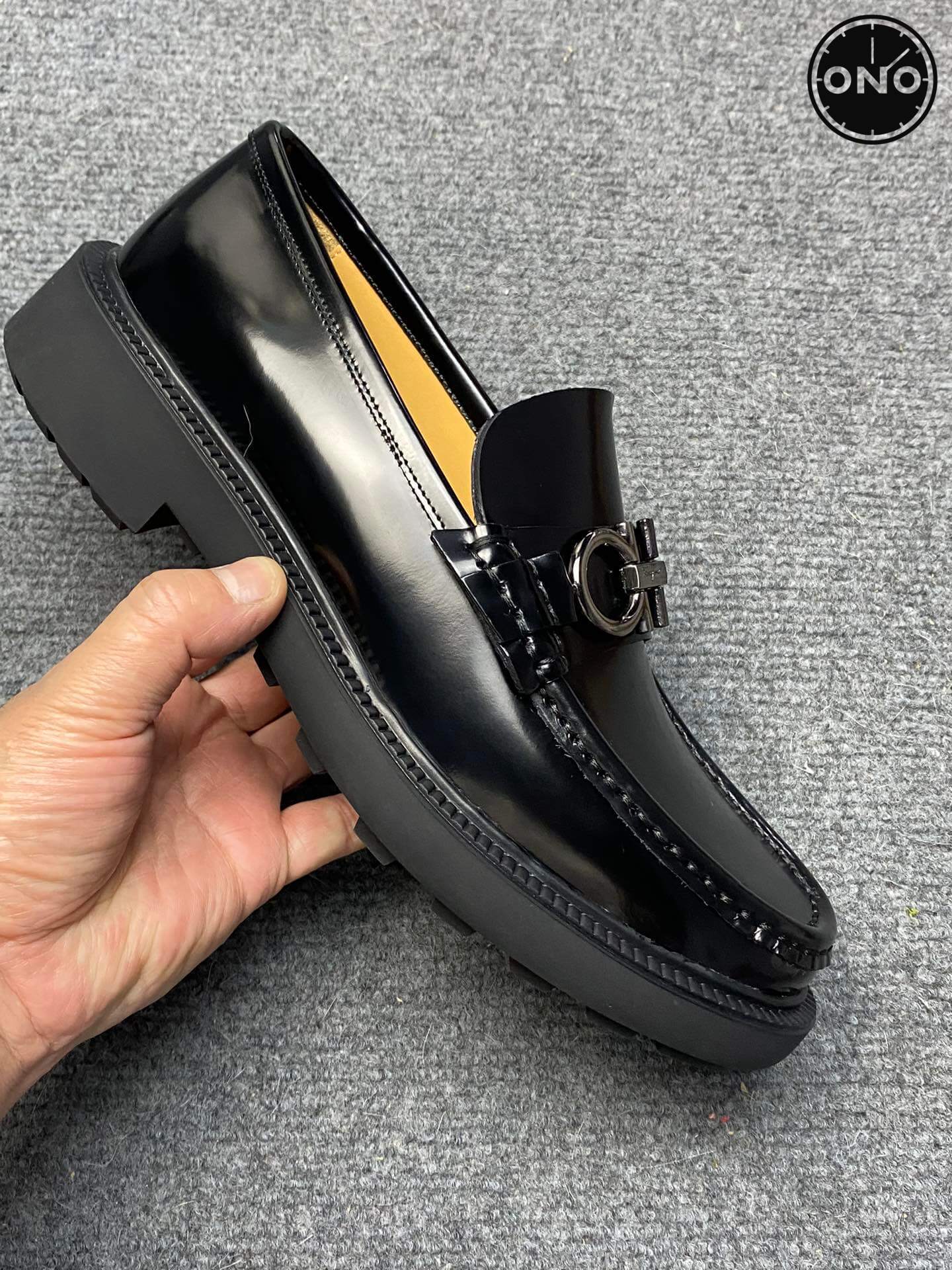 Ferragamo_54_3.jpg