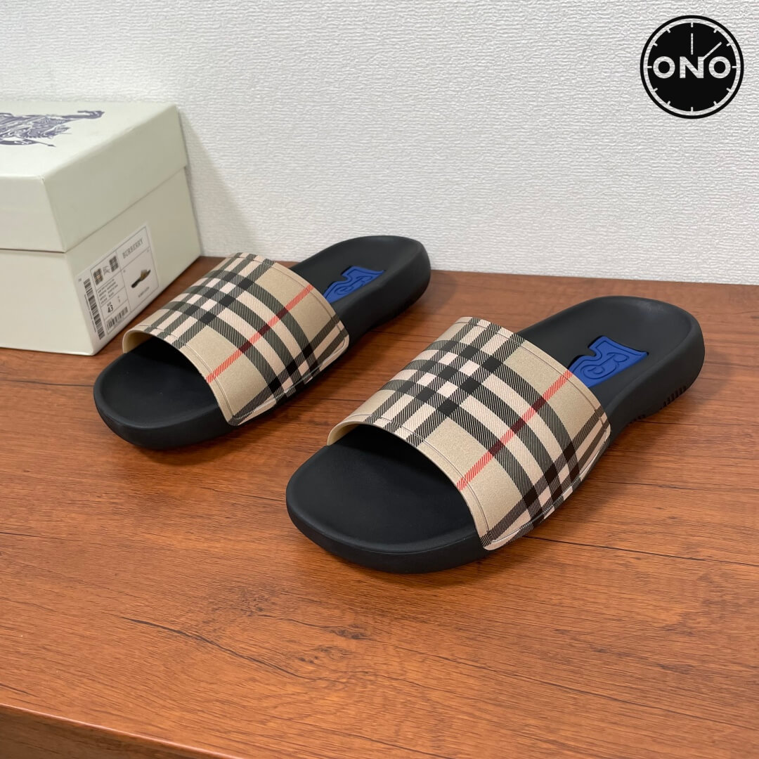 Burberry-Slippers_1_4.jpg