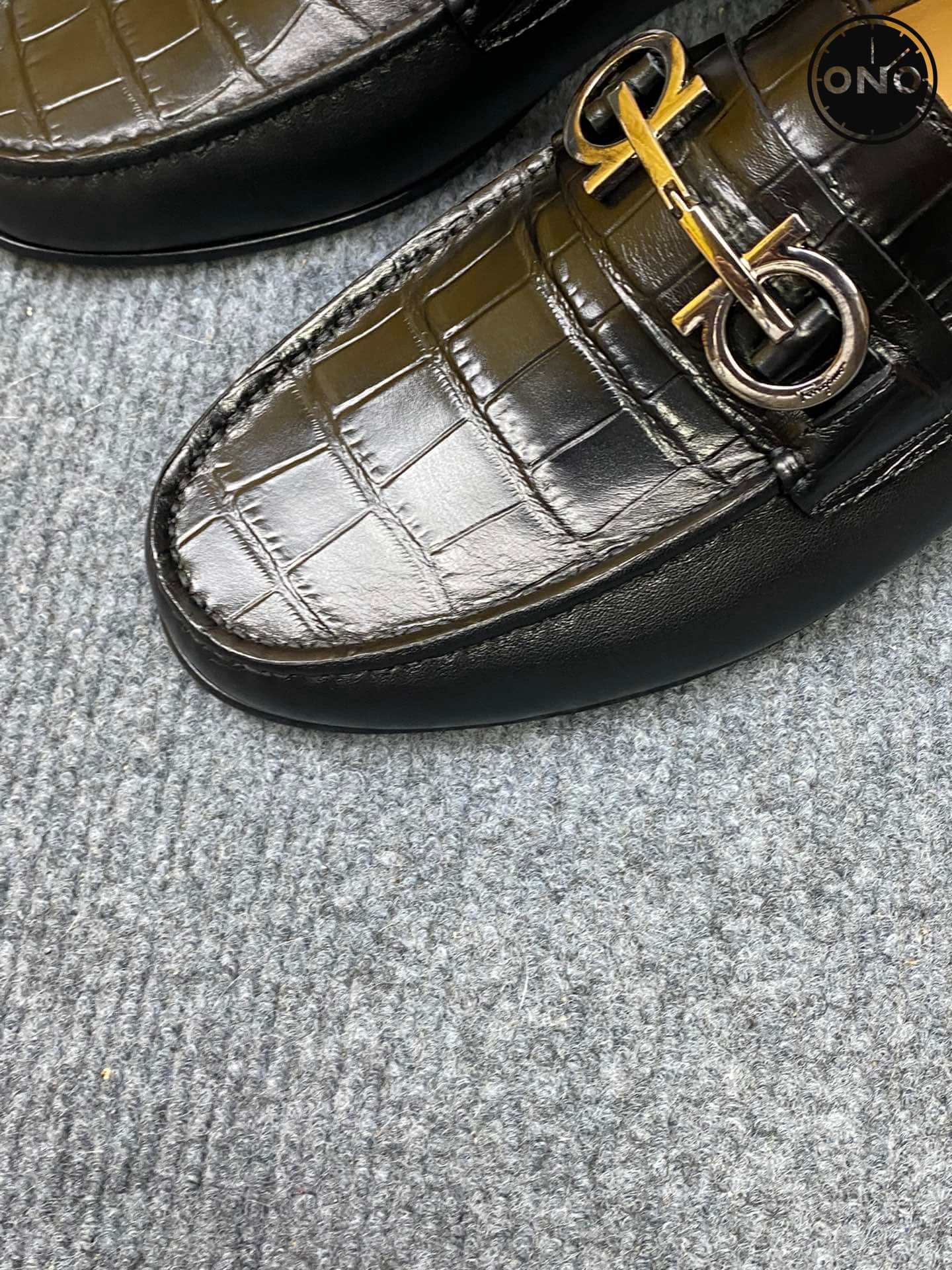 Ferragamo_21_4.jpg