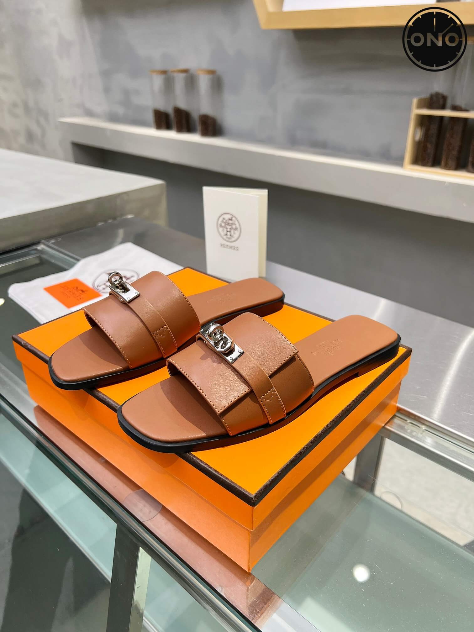 Hermes_52_9.jpg