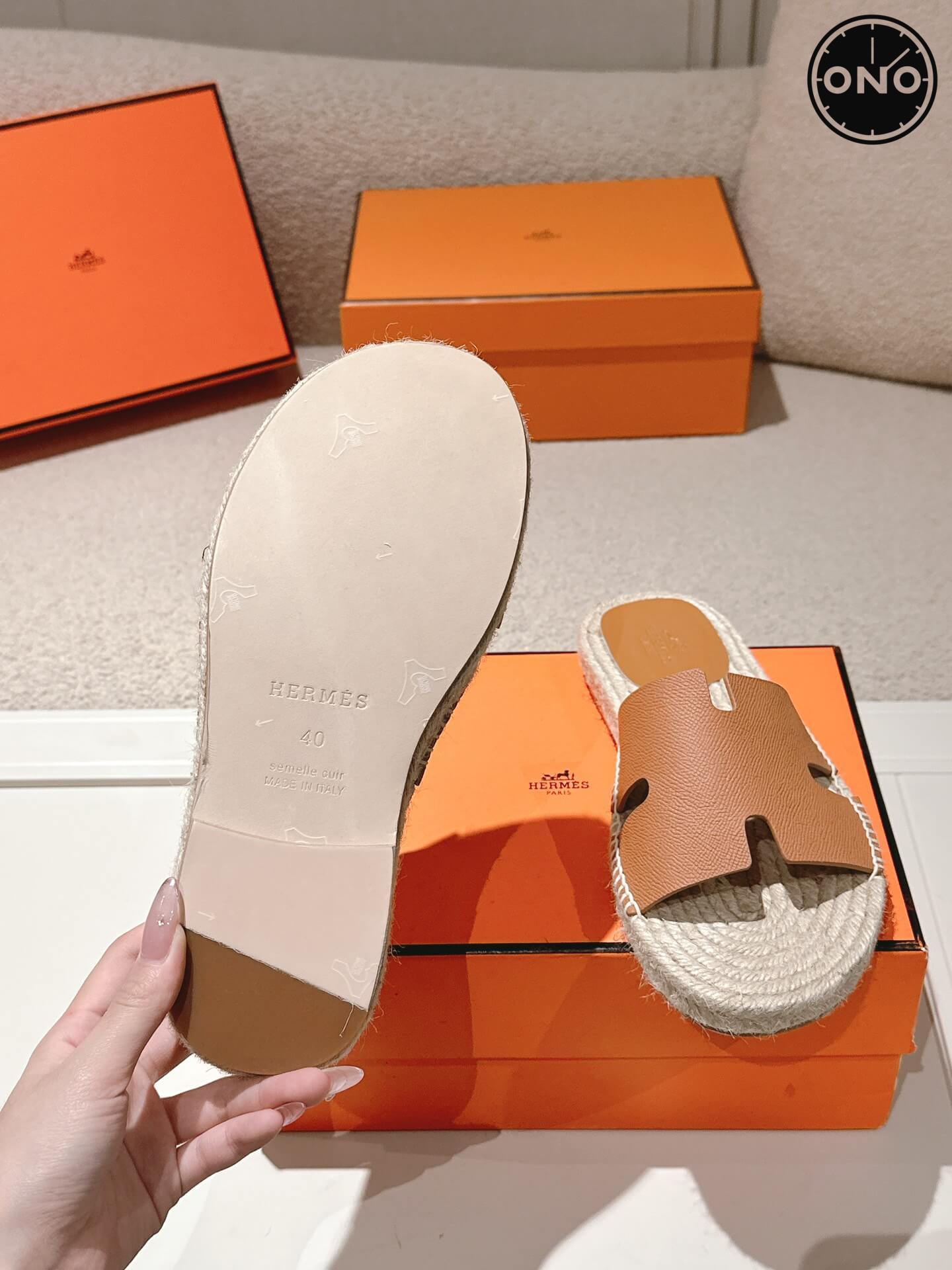 Hermes-Slippers_53_9.jpg