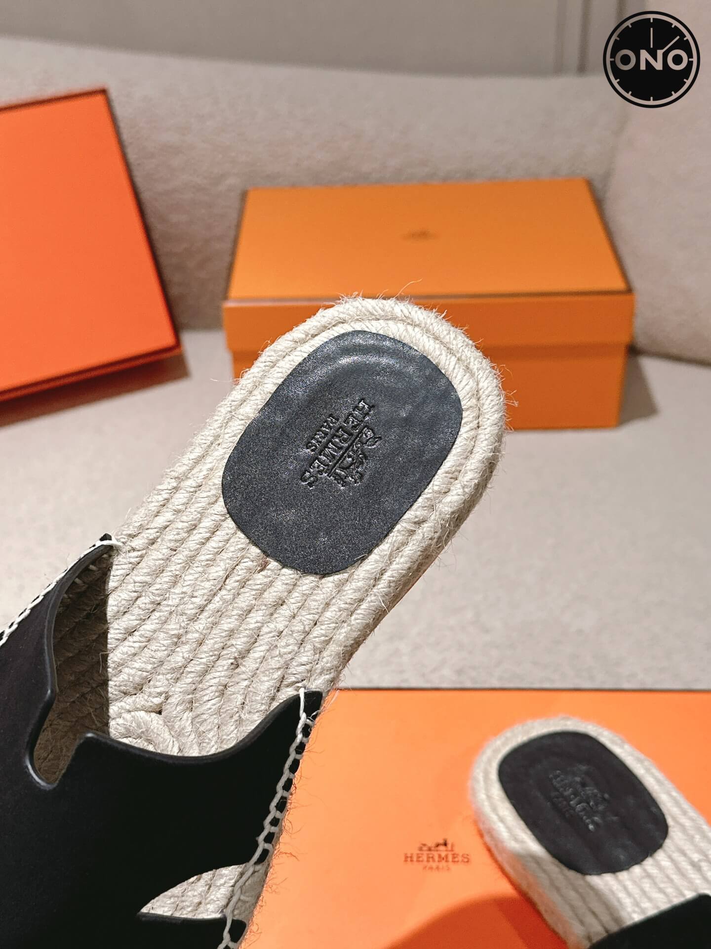 Hermes-Slippers_39_6.jpg