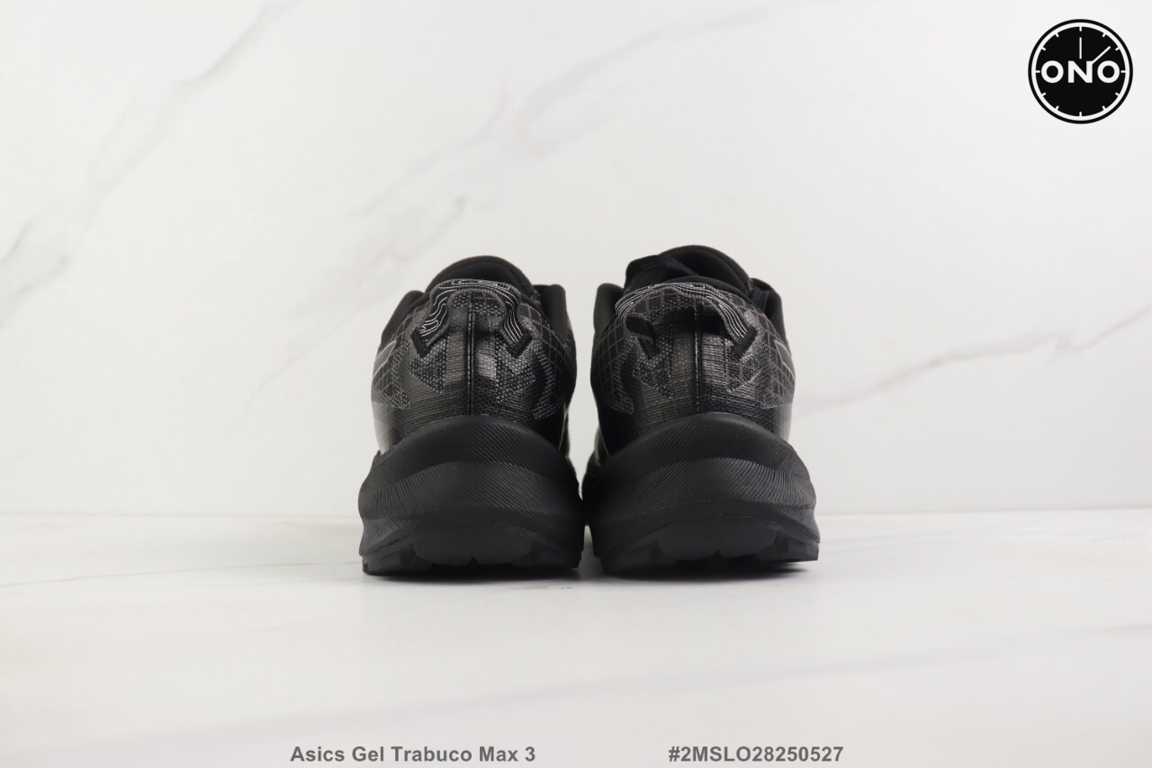 Asics_52_4.jpg