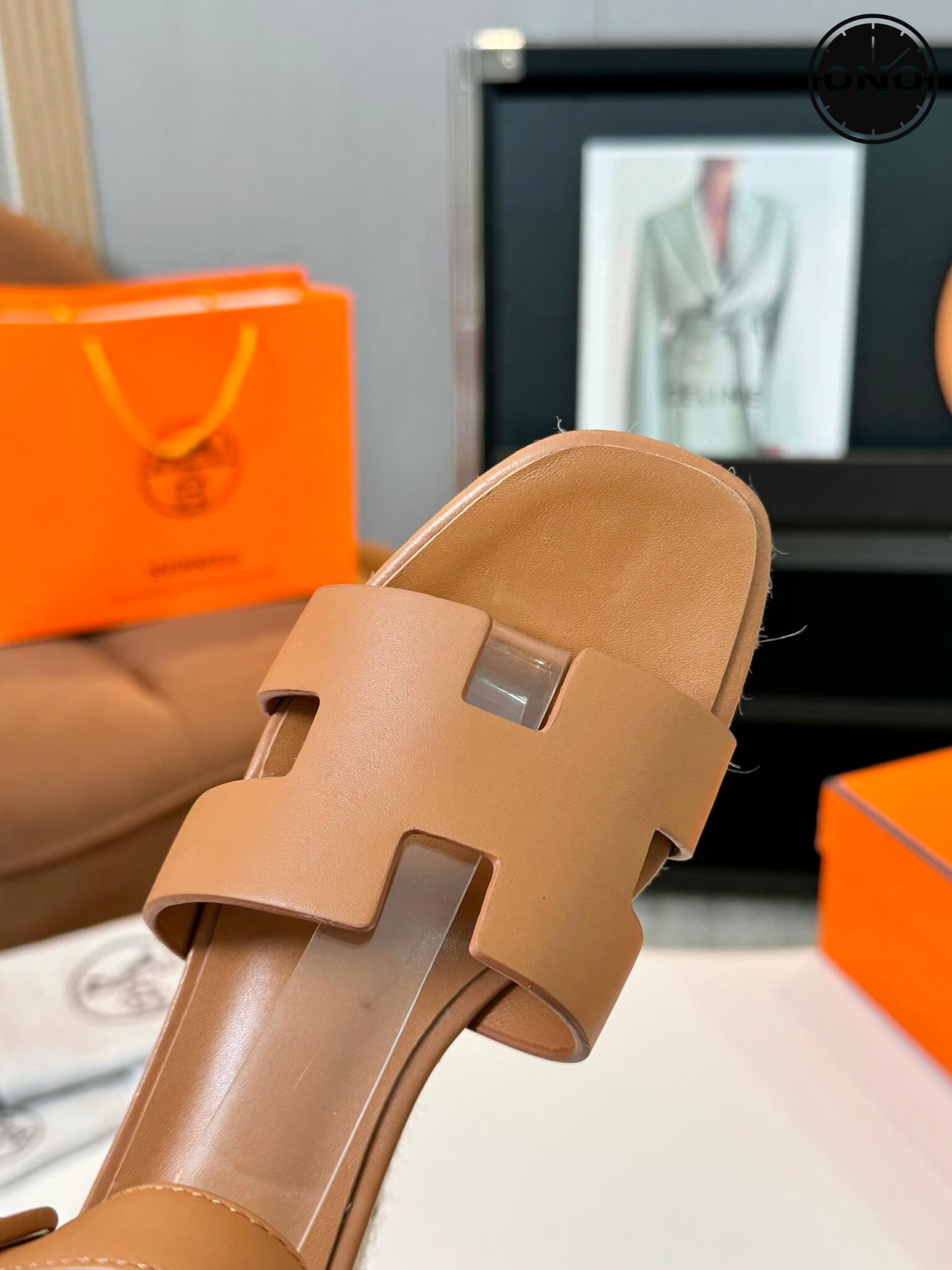 Hermes-Slippers_88_9.jpg