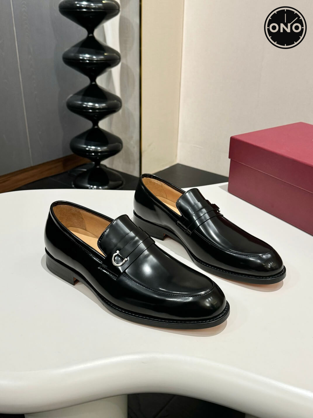 Ferragamo_33_9.jpg