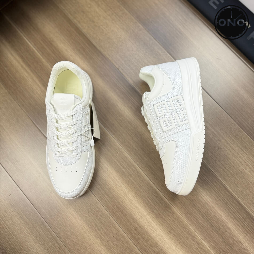 Givenchy_90_2.jpg
