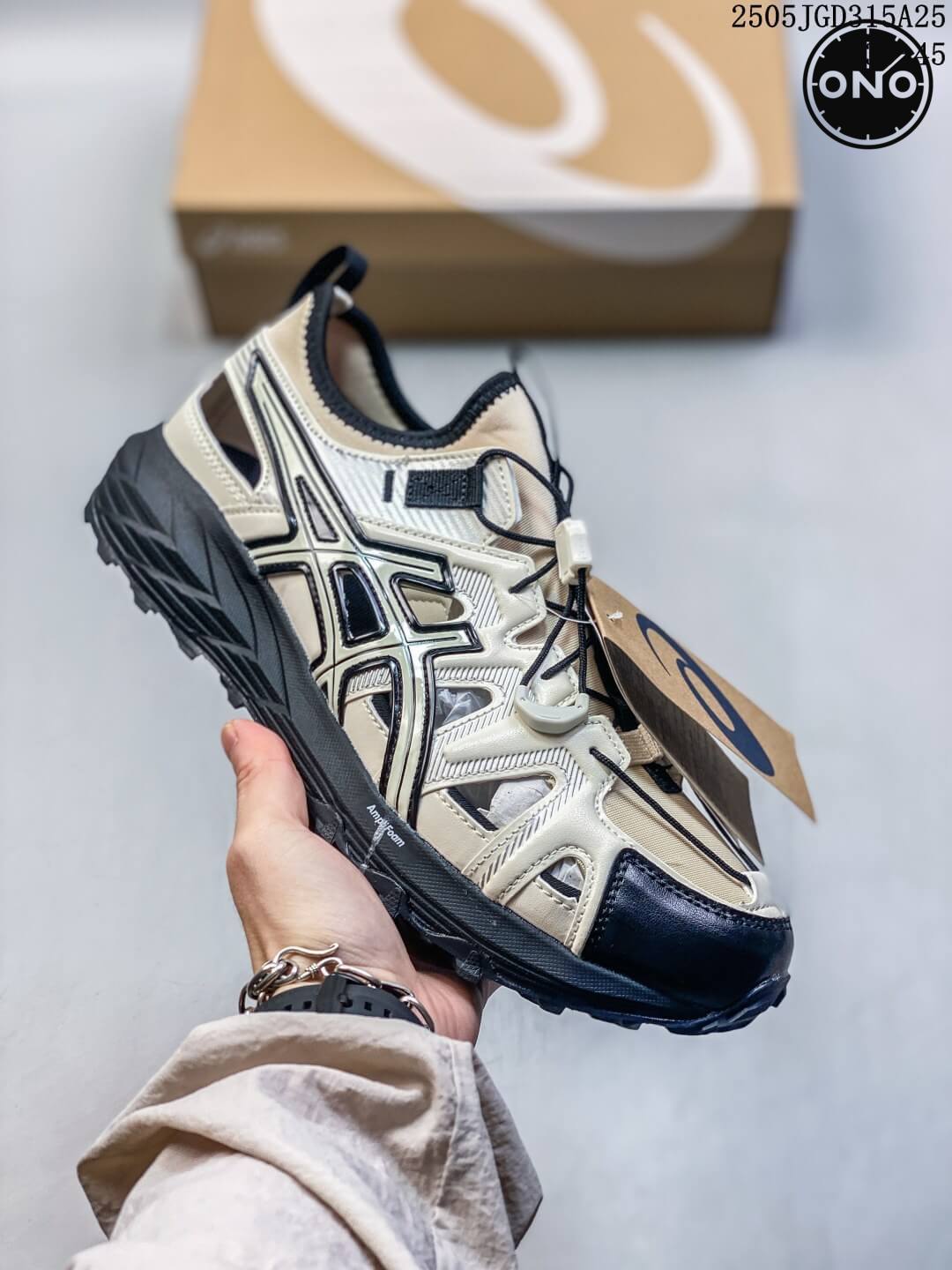 Asics_72_6.jpg