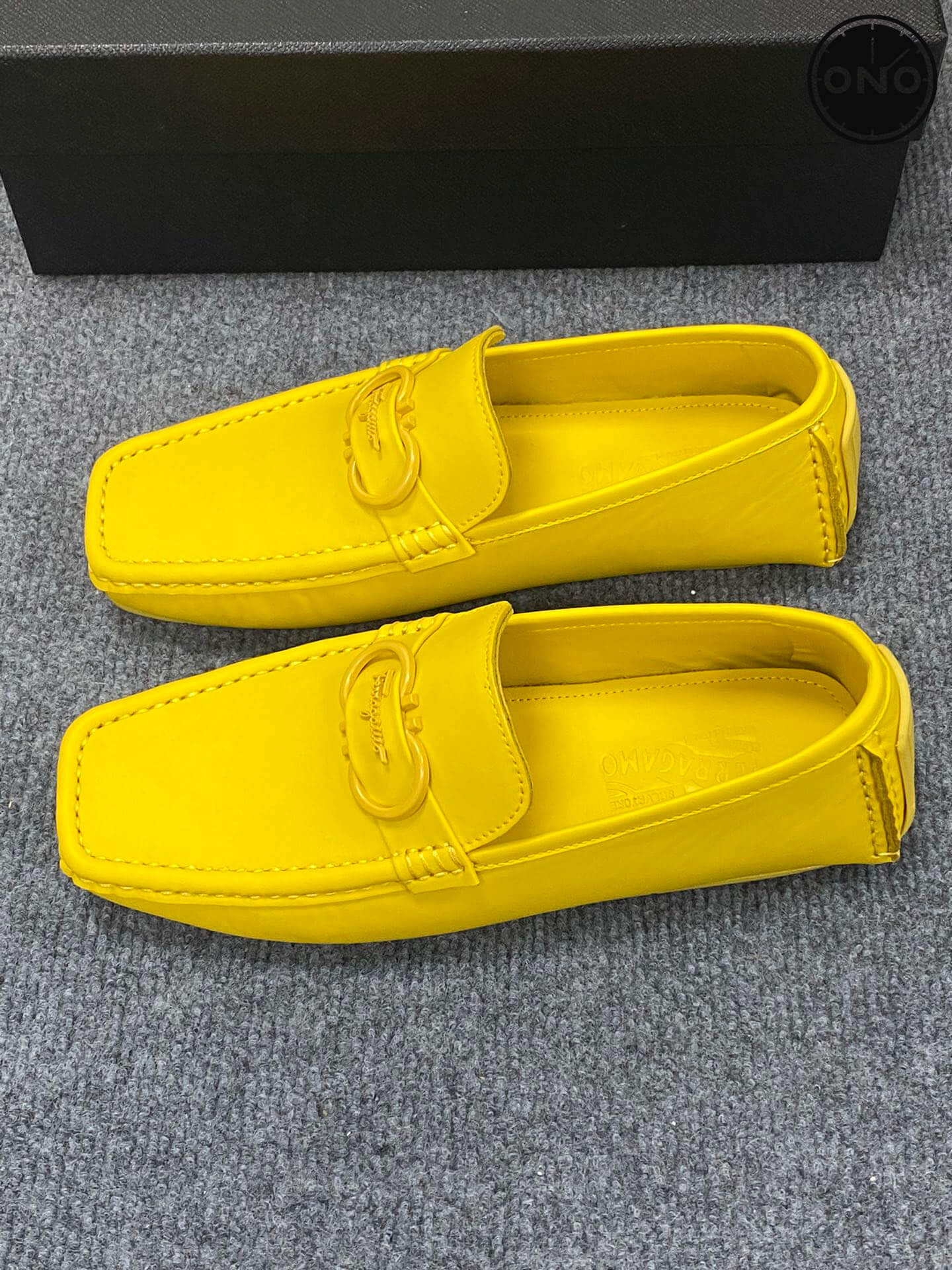 Ferragamo_1_4.jpg