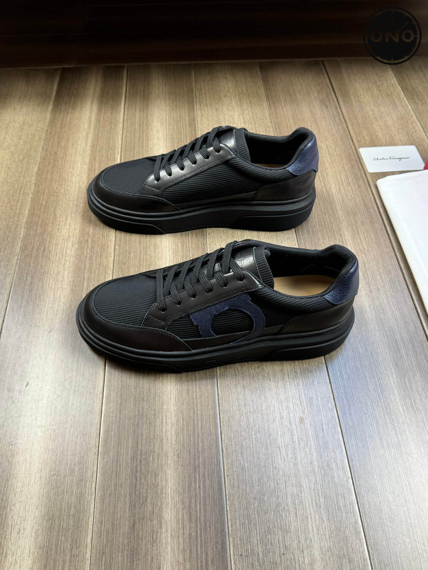 Ferragamo_56_3.jpg