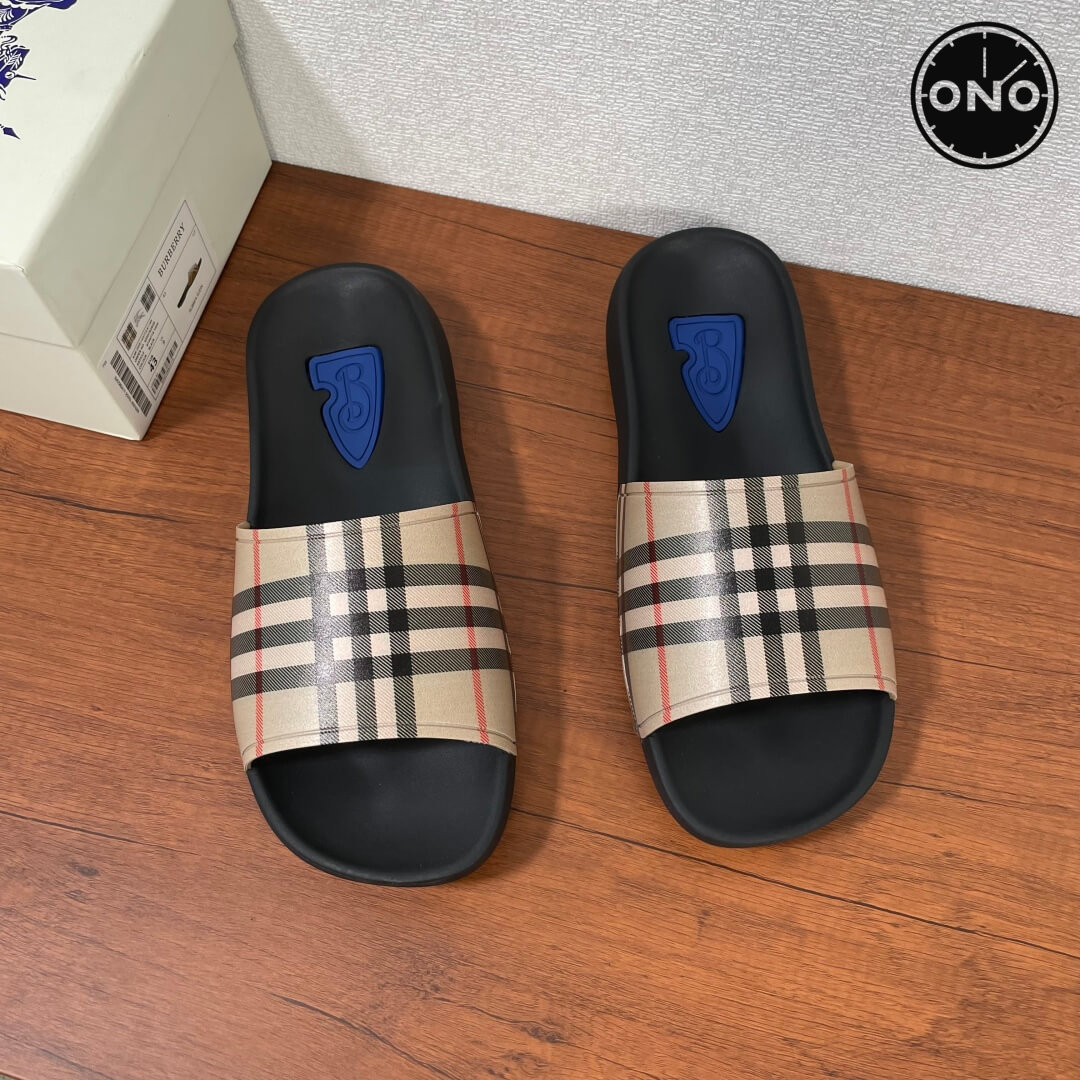 Burberry-Slippers_1_8.jpg