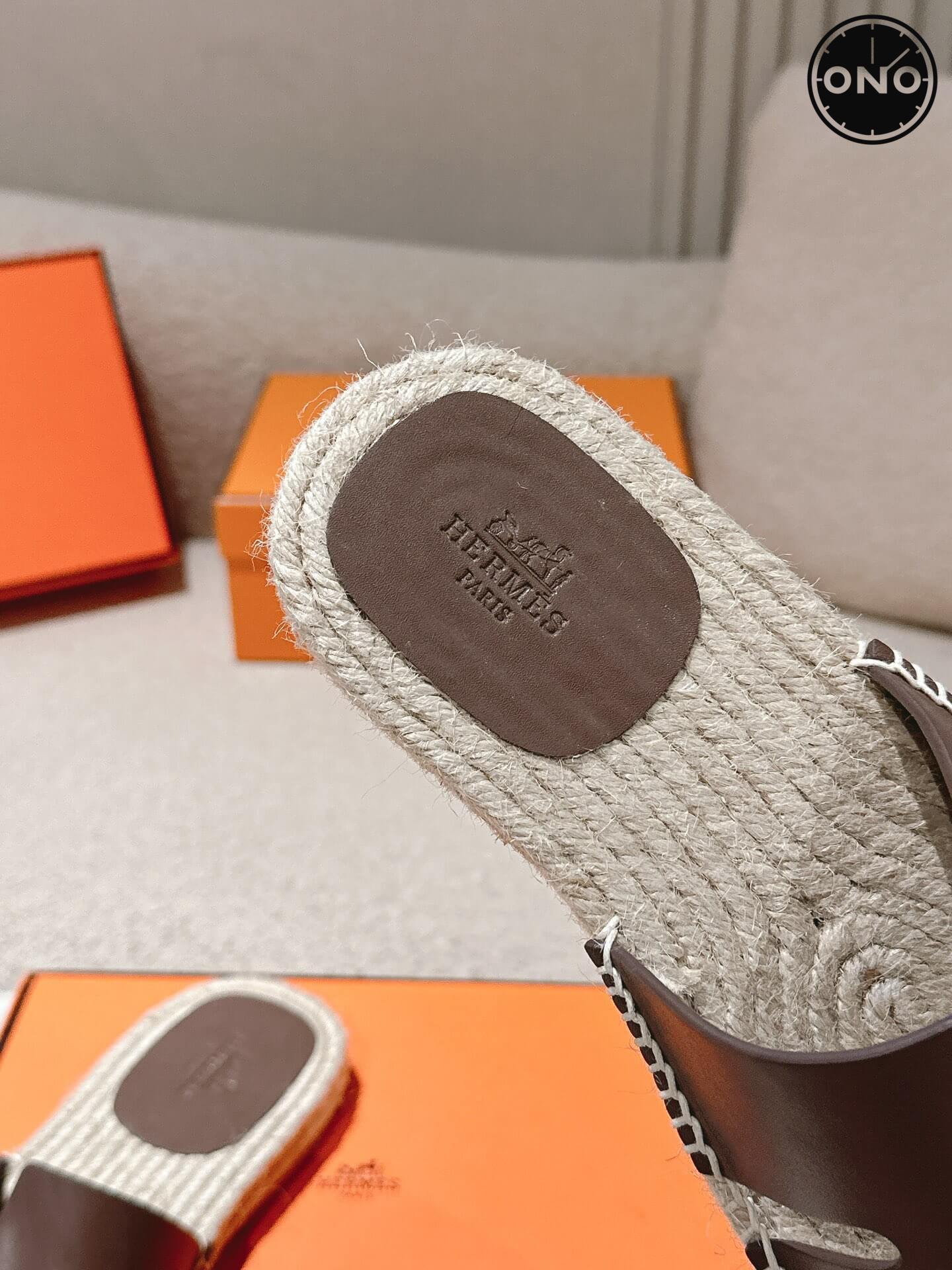 Hermes-Slippers_47_6.jpg