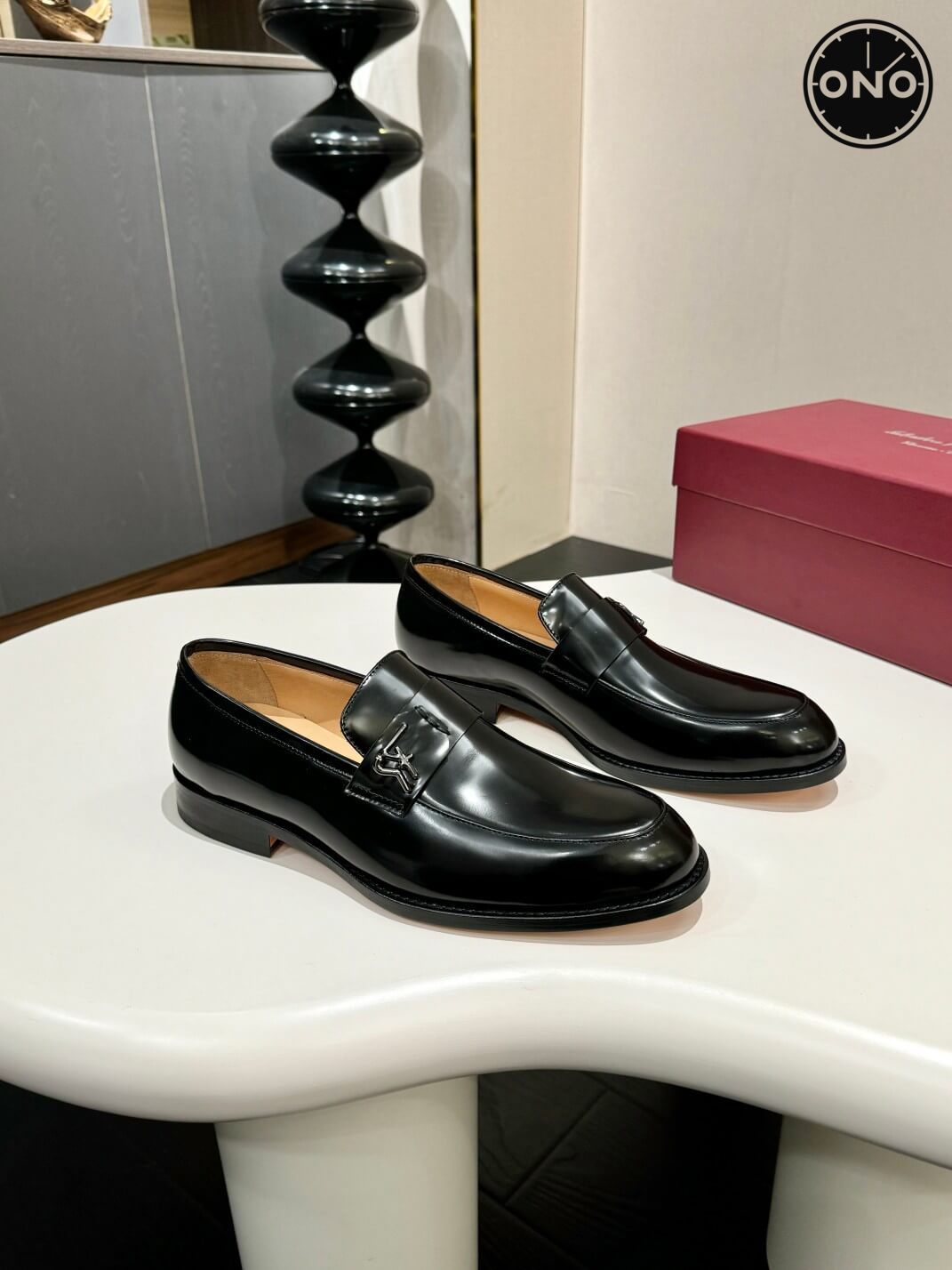Ferragamo_33_7.jpg