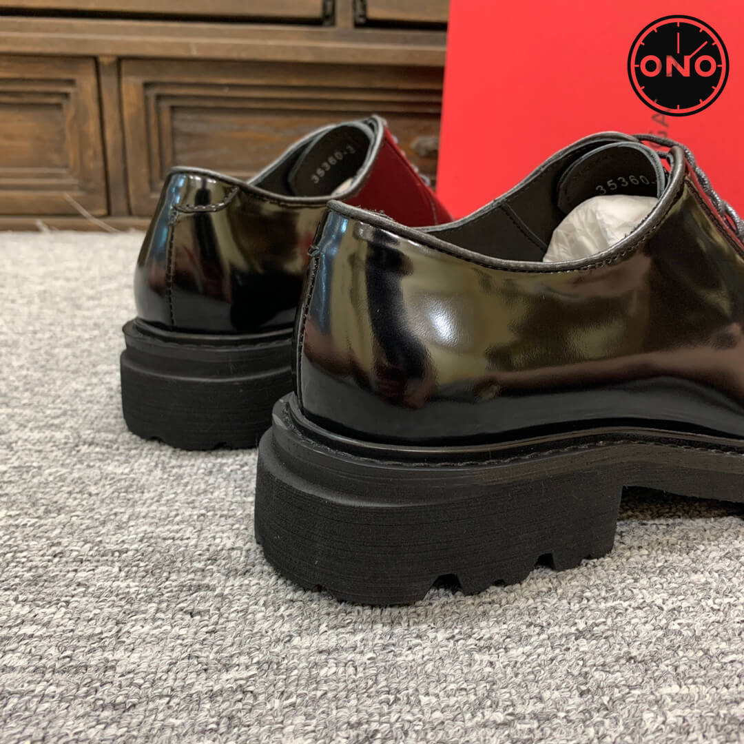 Ferragamo_80_9.jpg