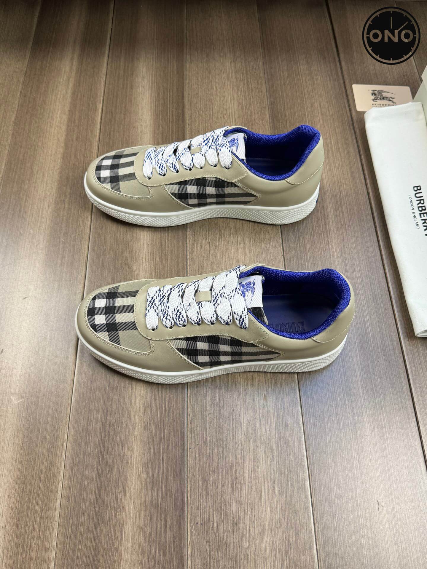 Burberry_24_5.jpg