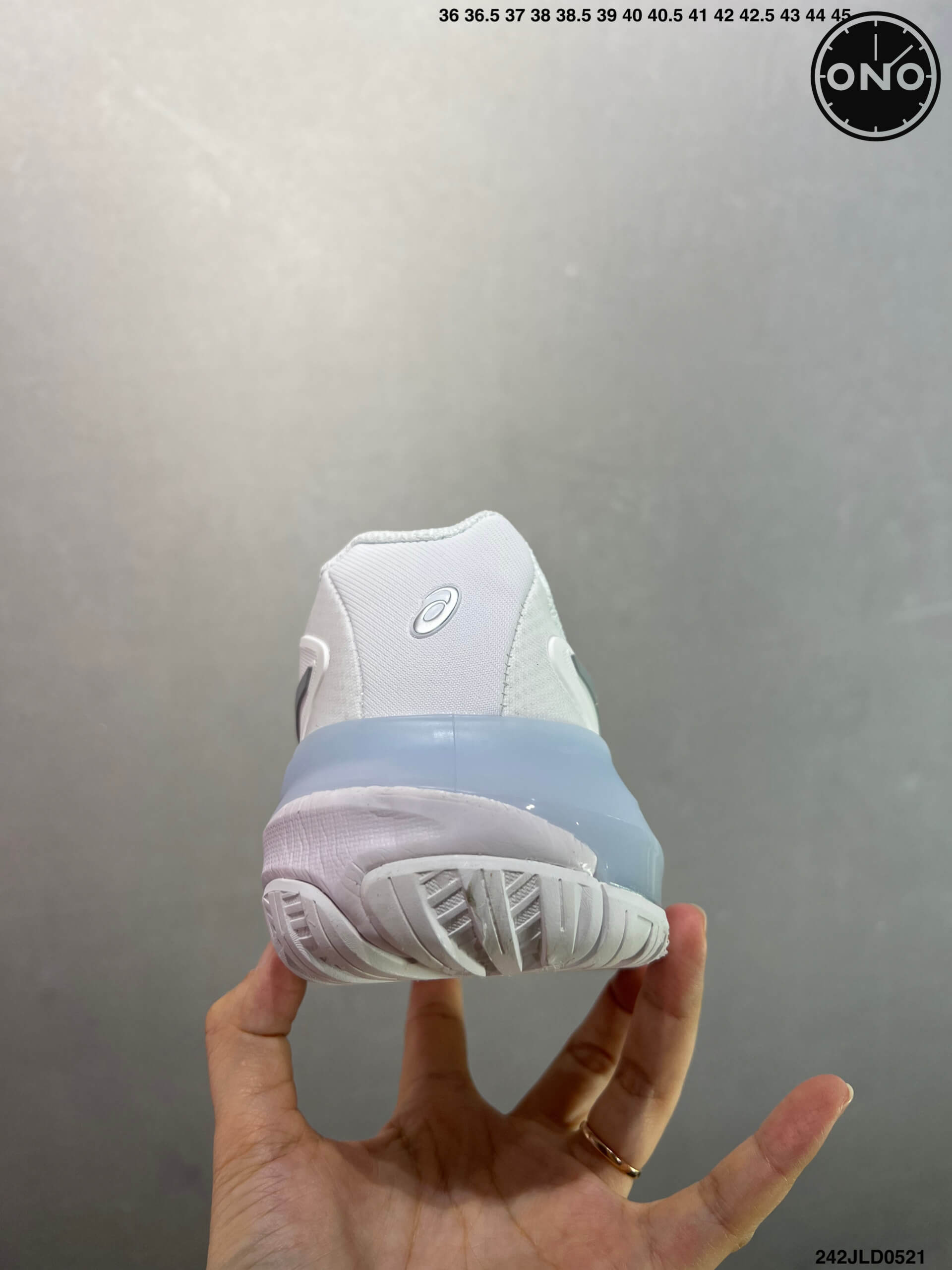 Asics_69_4.jpg