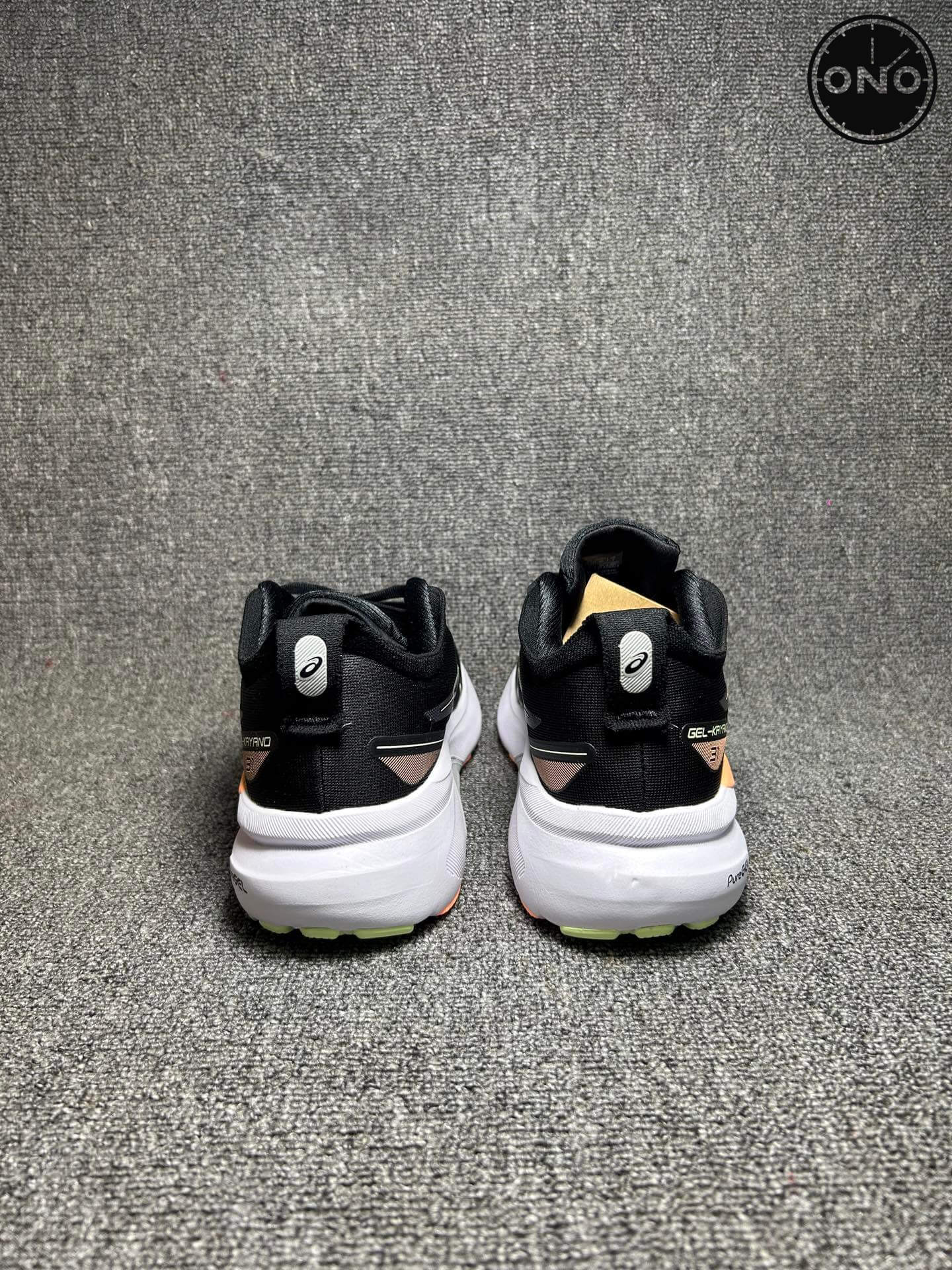 Asics_27_6.jpg