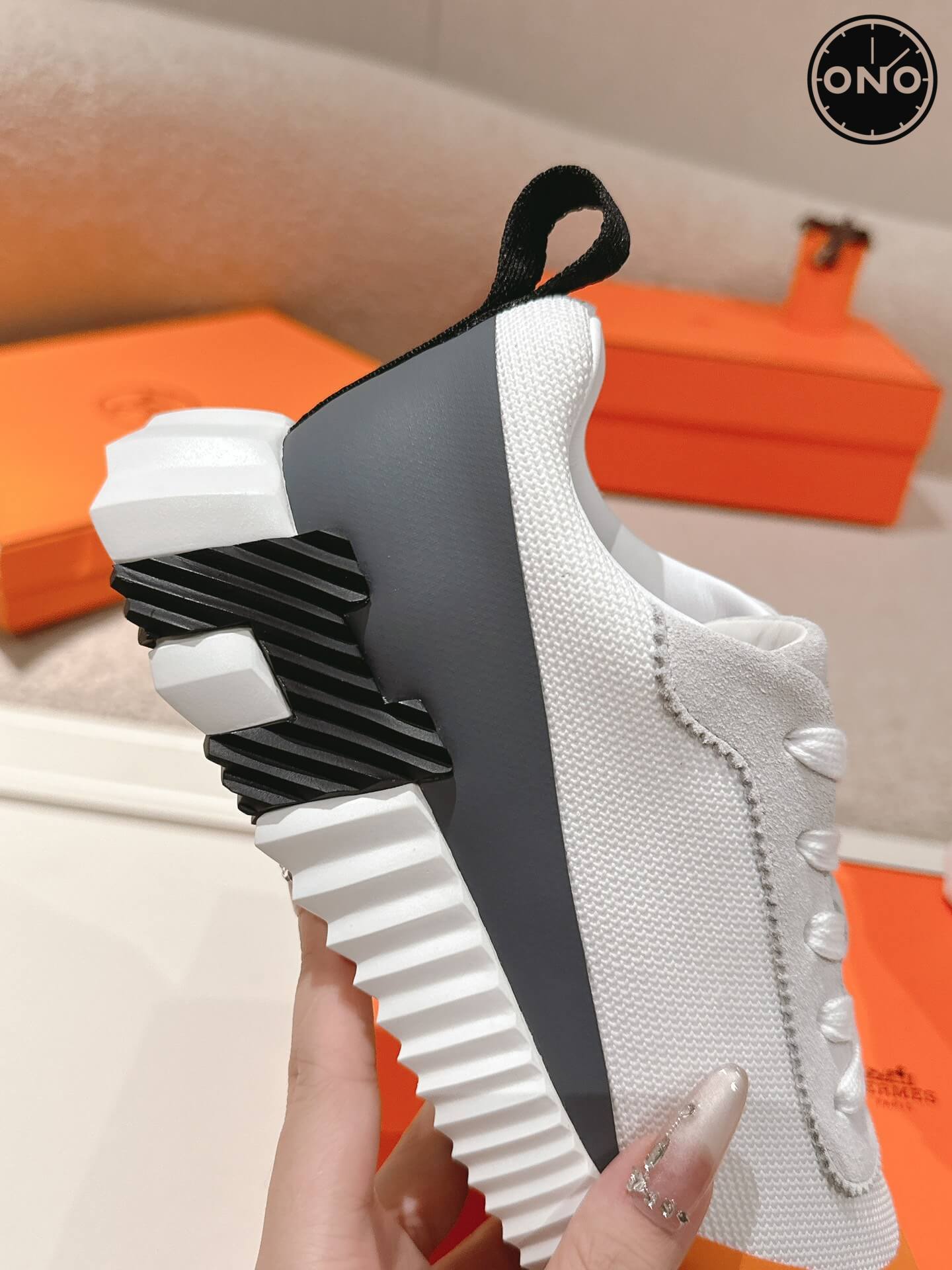 Hermes_212_8.jpg