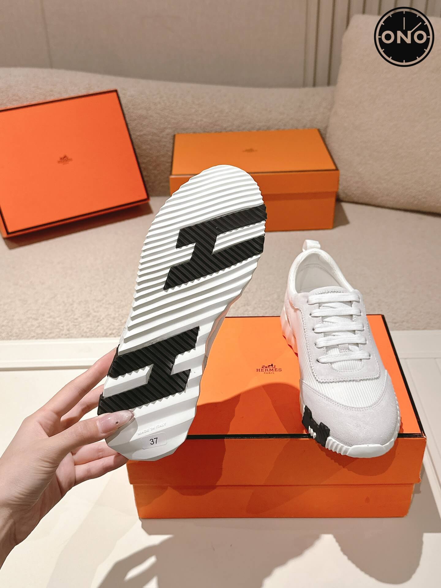 Hermes_63_9.jpg